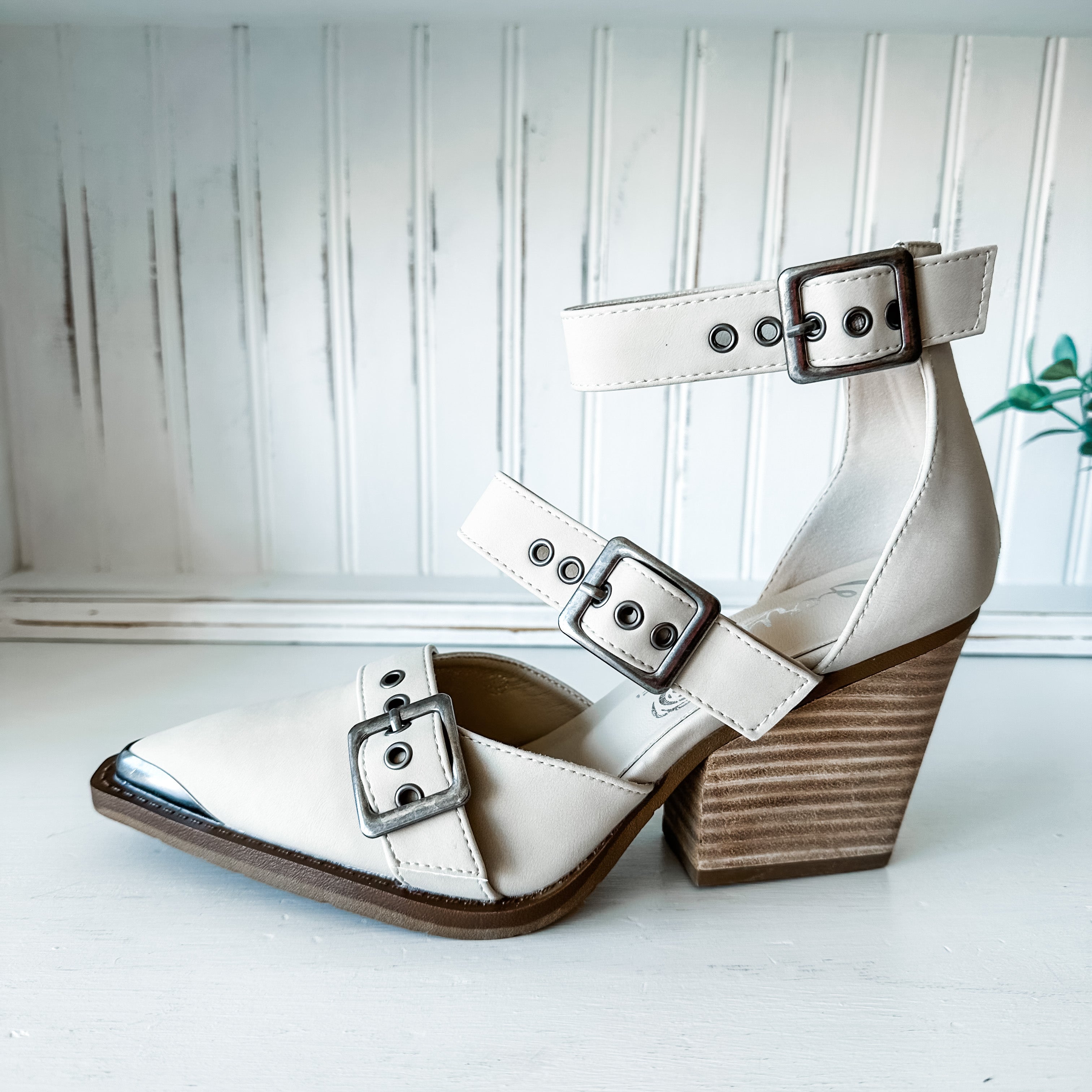 Irina Heels - Cream