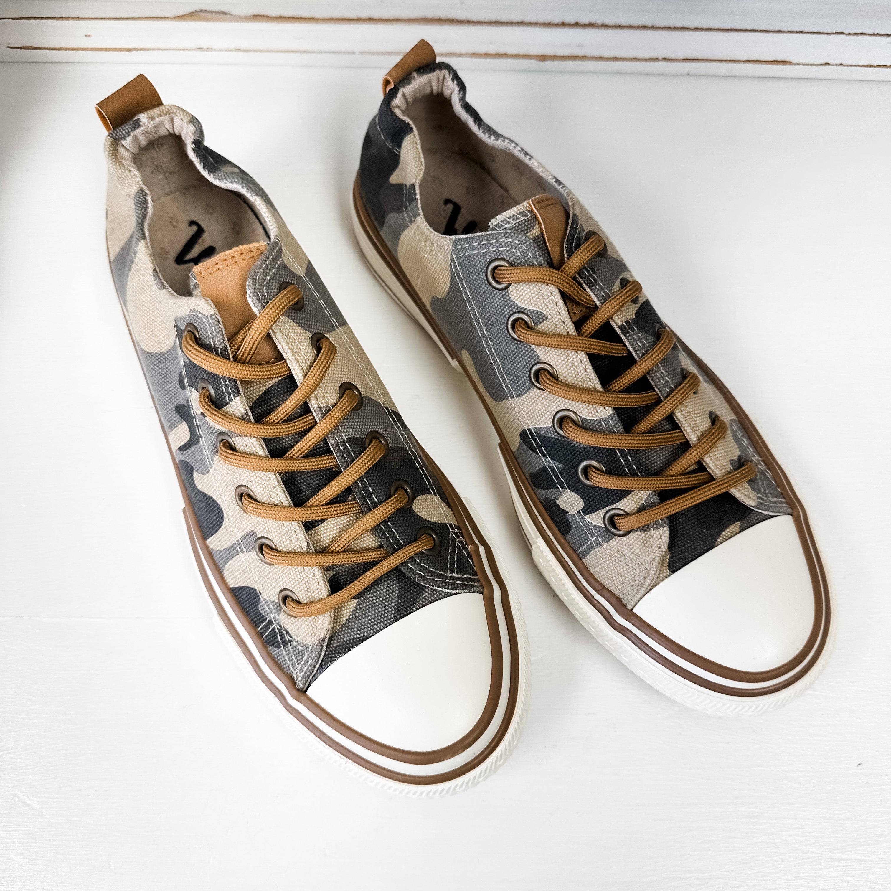 Driana Sneaker - Camo