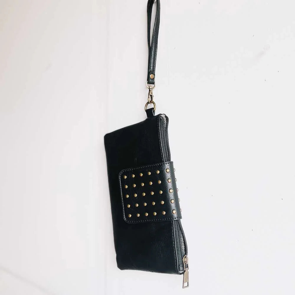 Riviera Maya Rivet Clutch - Black