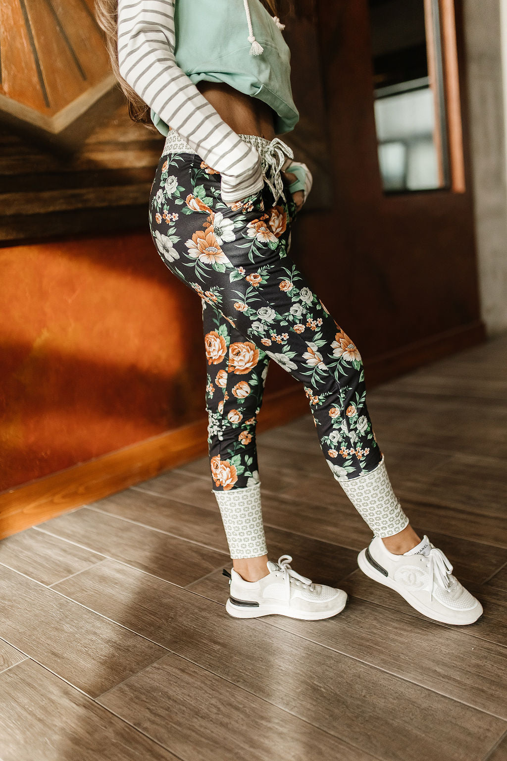 Ampersand Avenue Triple Stretch Joggers - Love Like Wildflowers