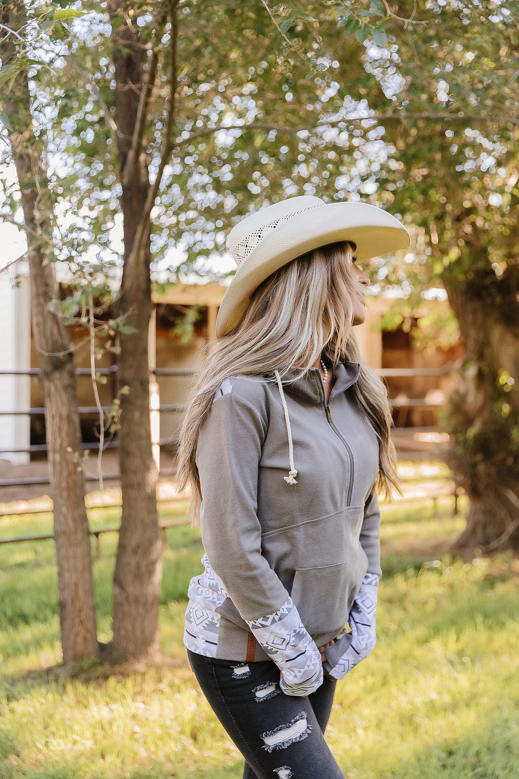 Ampersand Avenue - Halfzip Hoodie Take Me Away