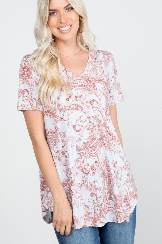 Let it Show Vneck Tee