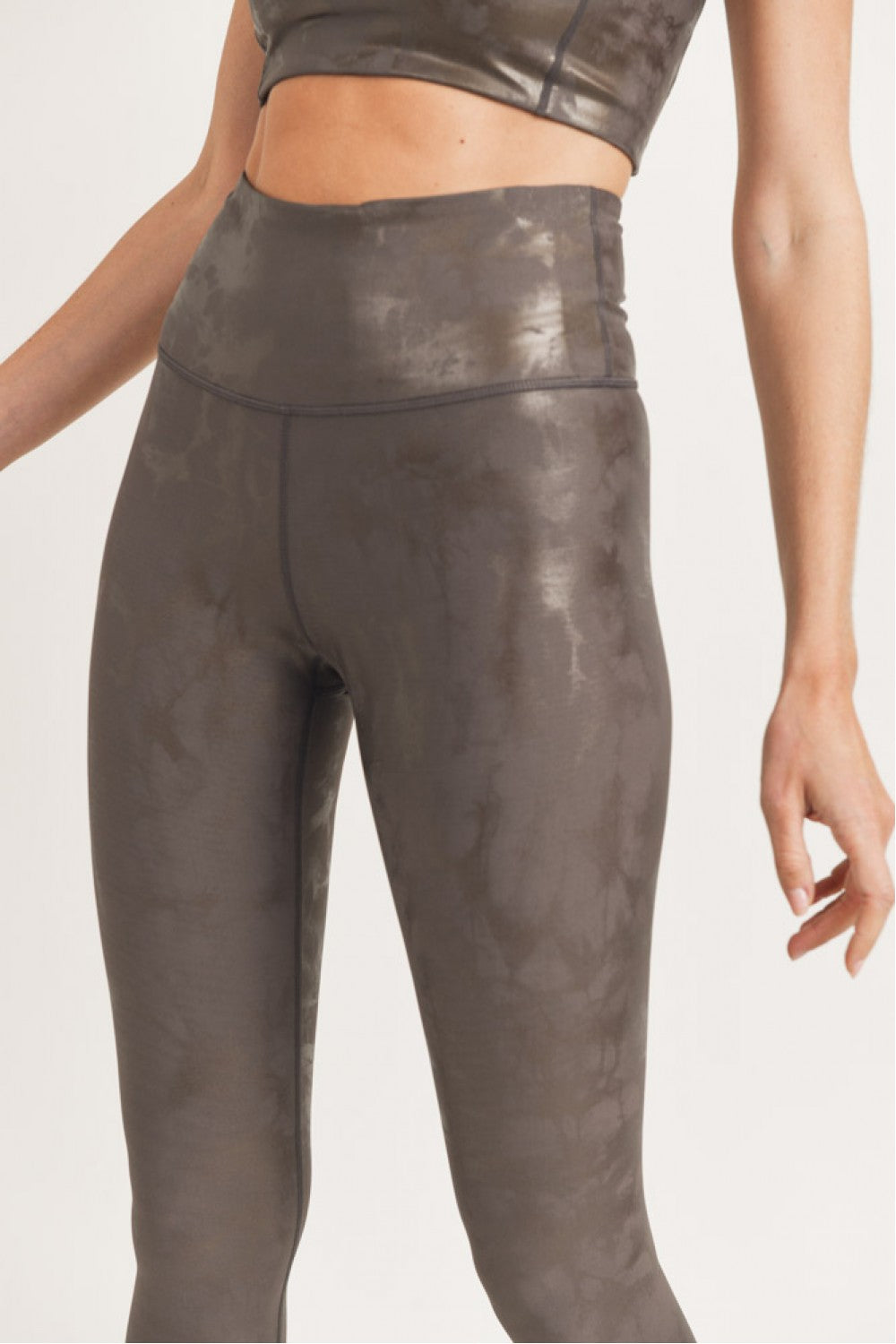 Bed of Clouds Foil Overlay Leggings - Mocha