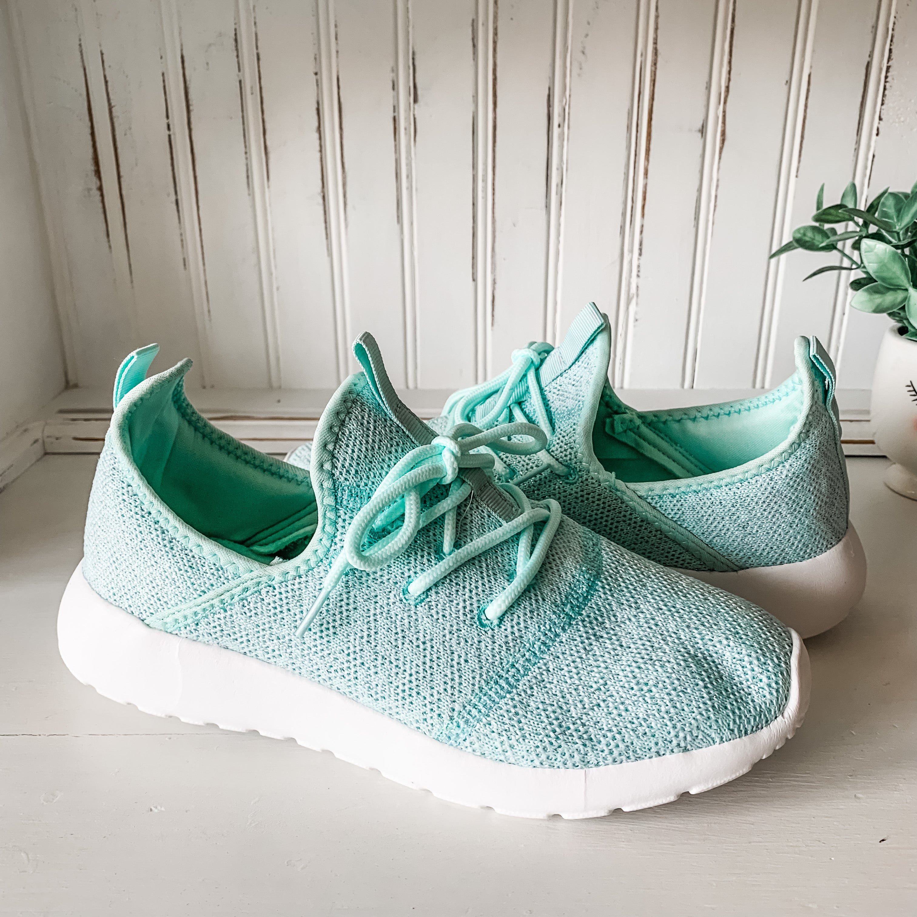 Liliana Sneaker - Mint
