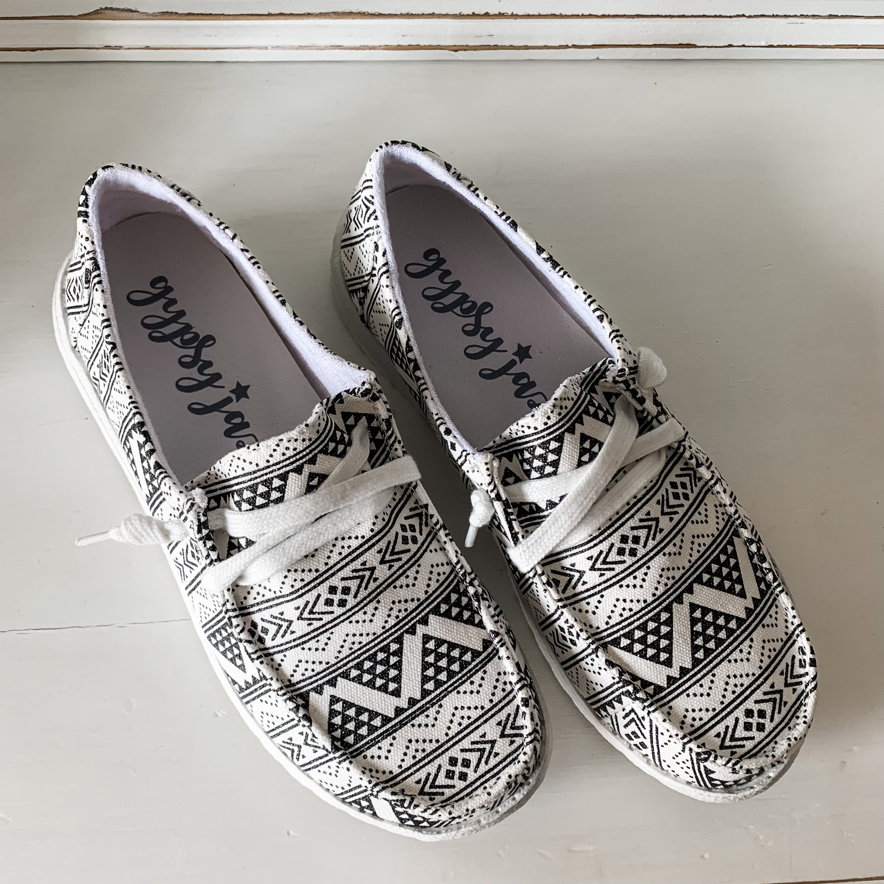 Sparkle Slip-on Shoe - Black