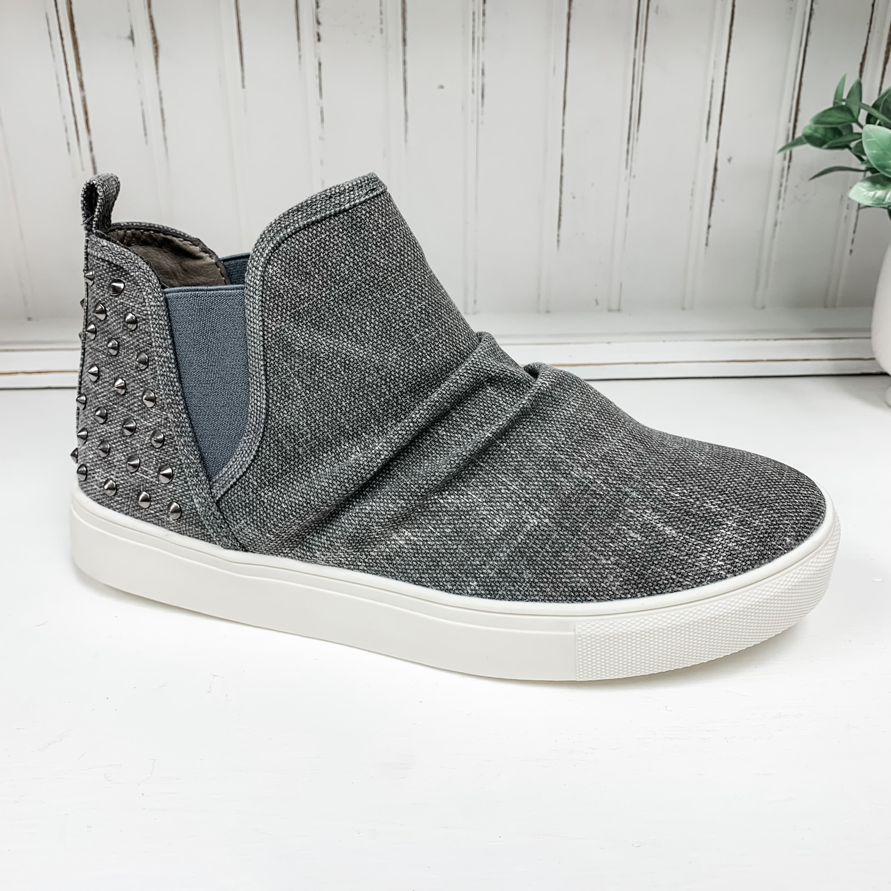 Zoey Sneaker - Grey
