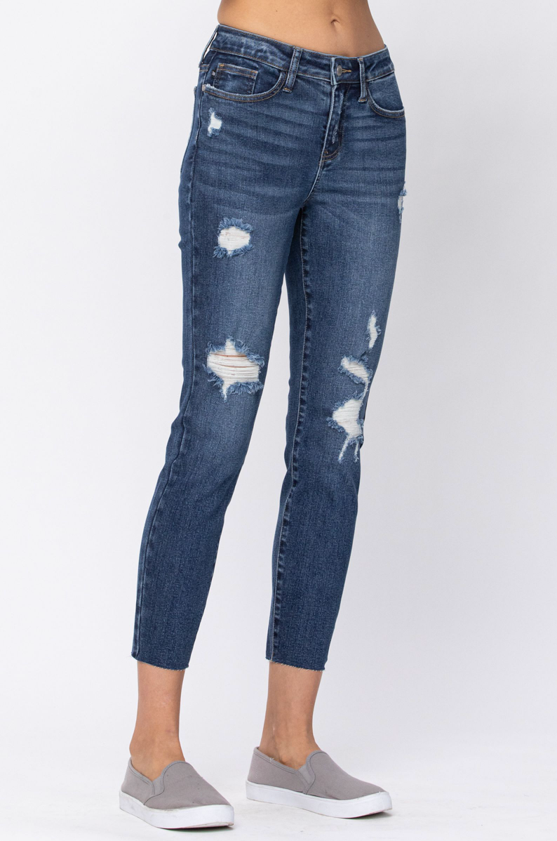 Judy Blue Vintage Cut Off Relaxed Fit Jeans