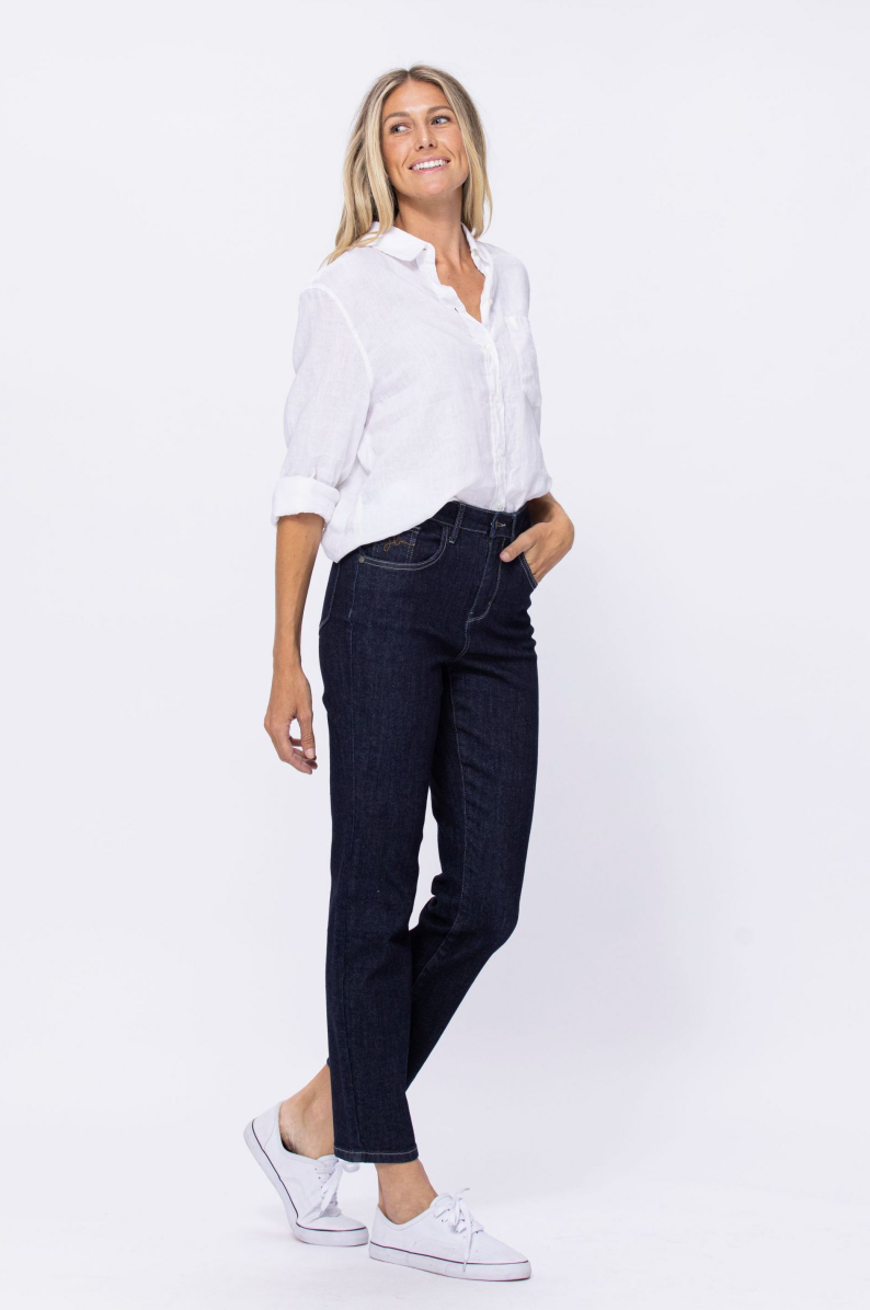 Judy Blue Rinse Wash Mom Jeans - Dark Wash