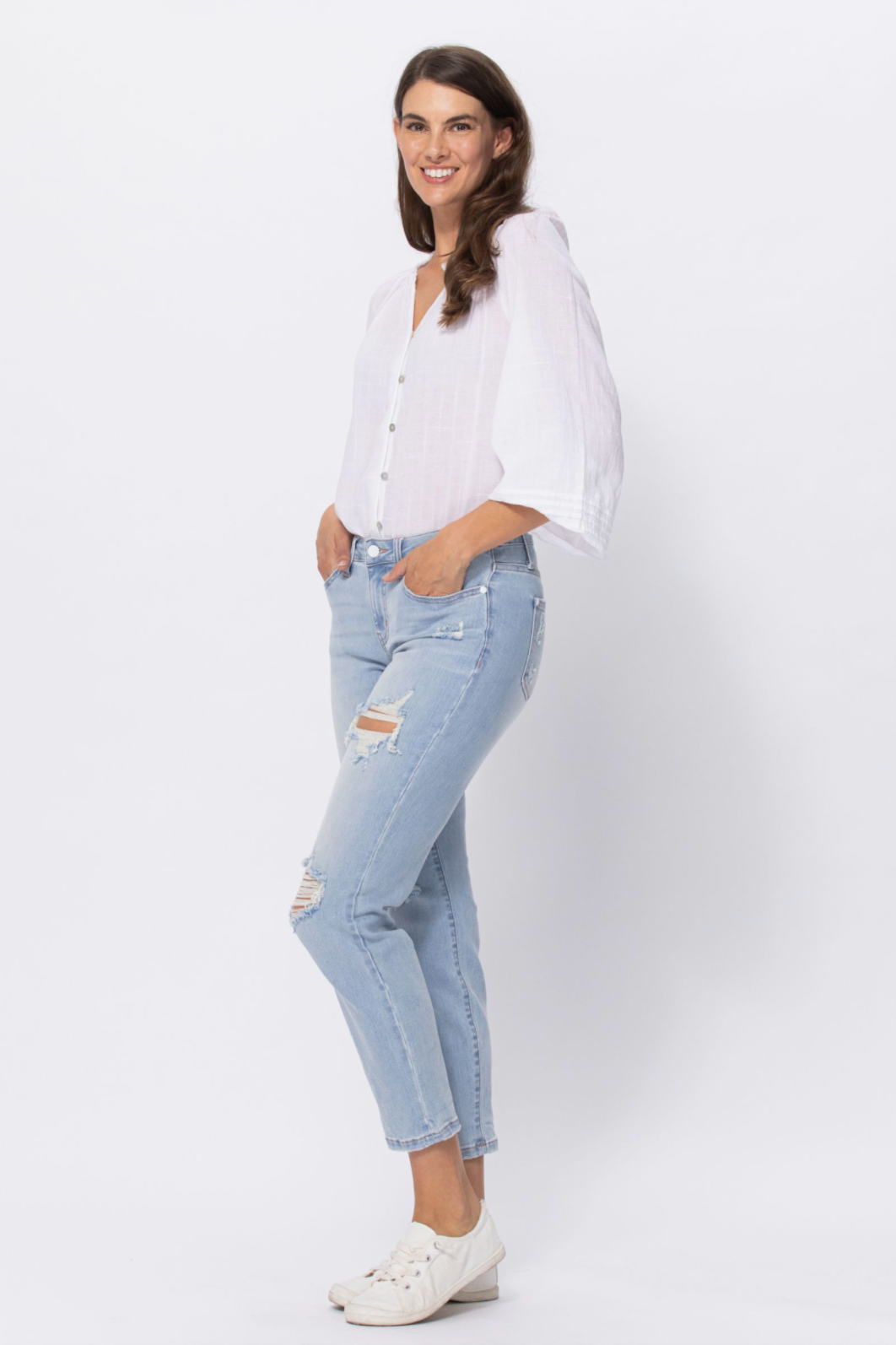 Judy Blue Super Light Destroyed Boyfriend Jeans