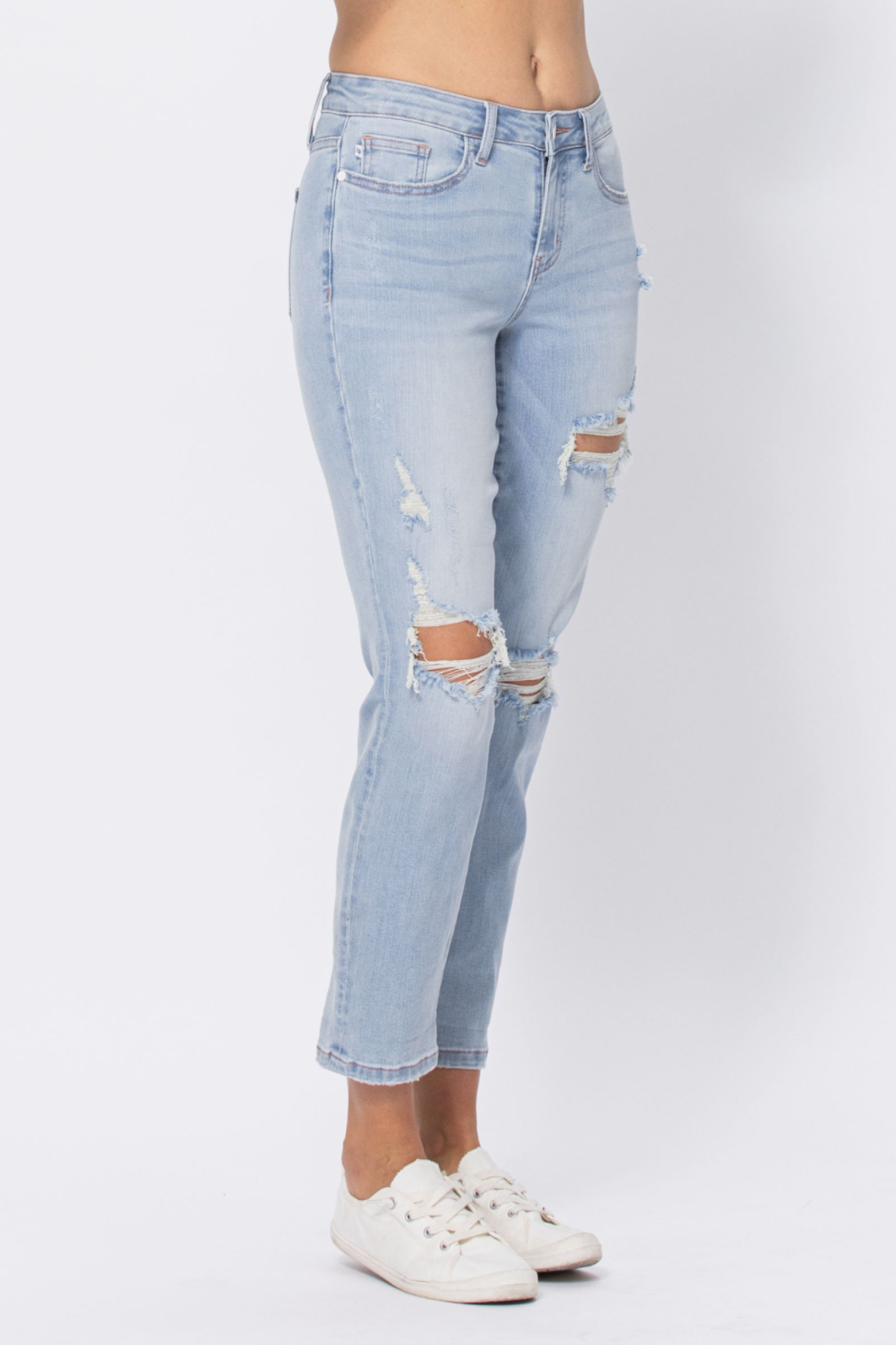 Judy Blue Super Light Destroyed Boyfriend Jeans