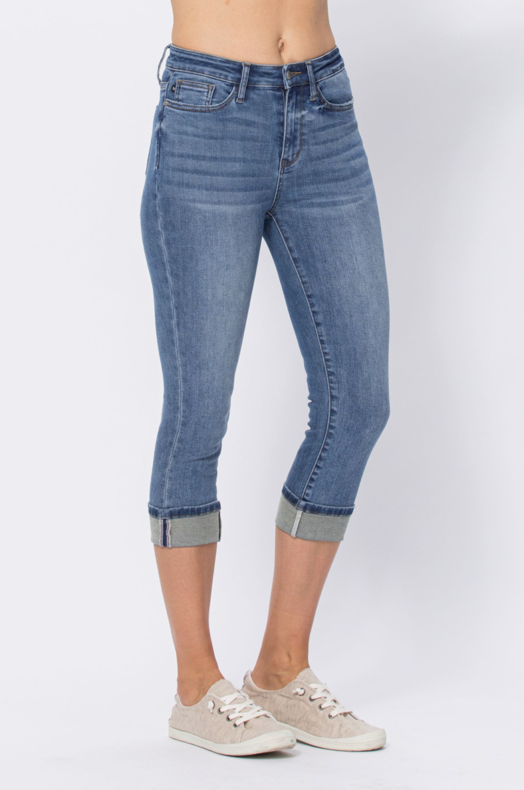 Judy Blue Medium Wash Cuffed Capri