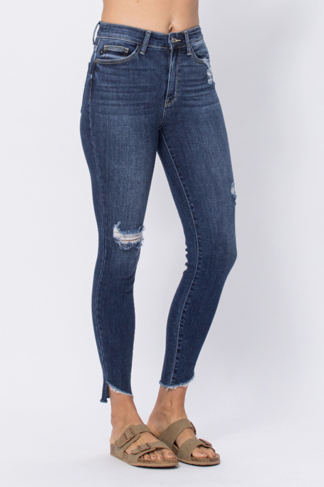 Judy Blue Slanted Fray Hem Skinnies