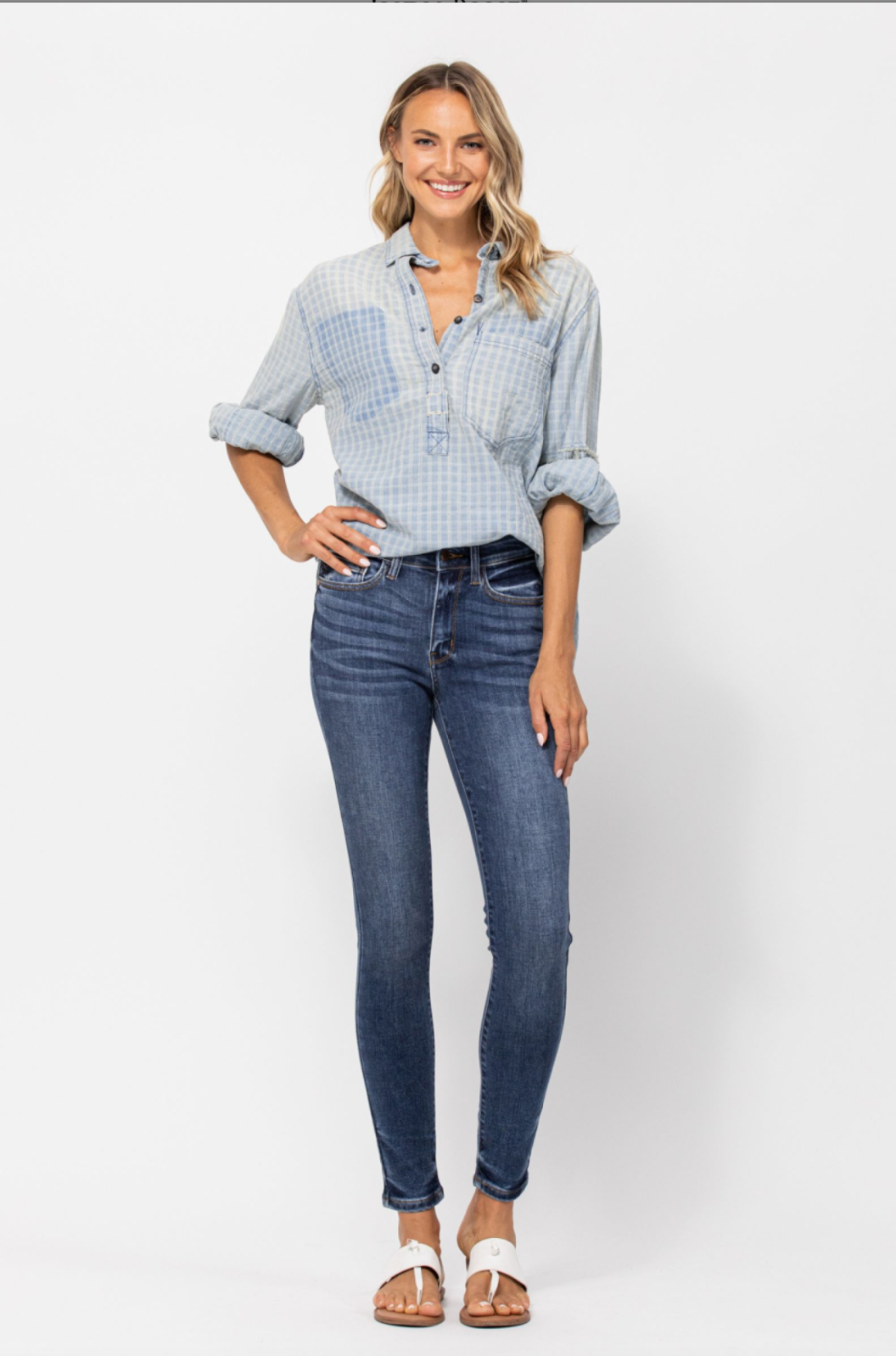 Judy Blue Handsand Skinny Fit Jeans - Medium Wash