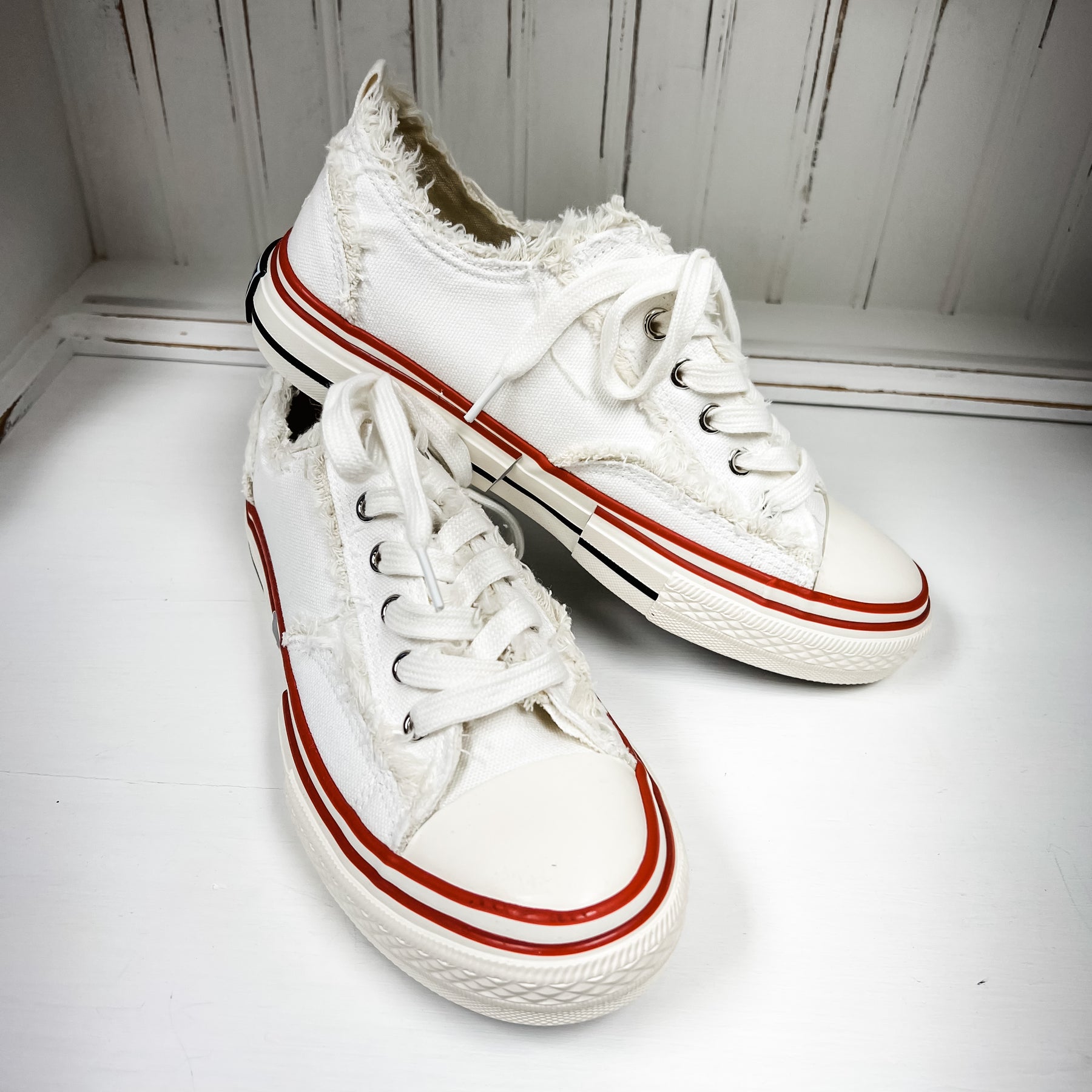 Dako Sneaker - Cream