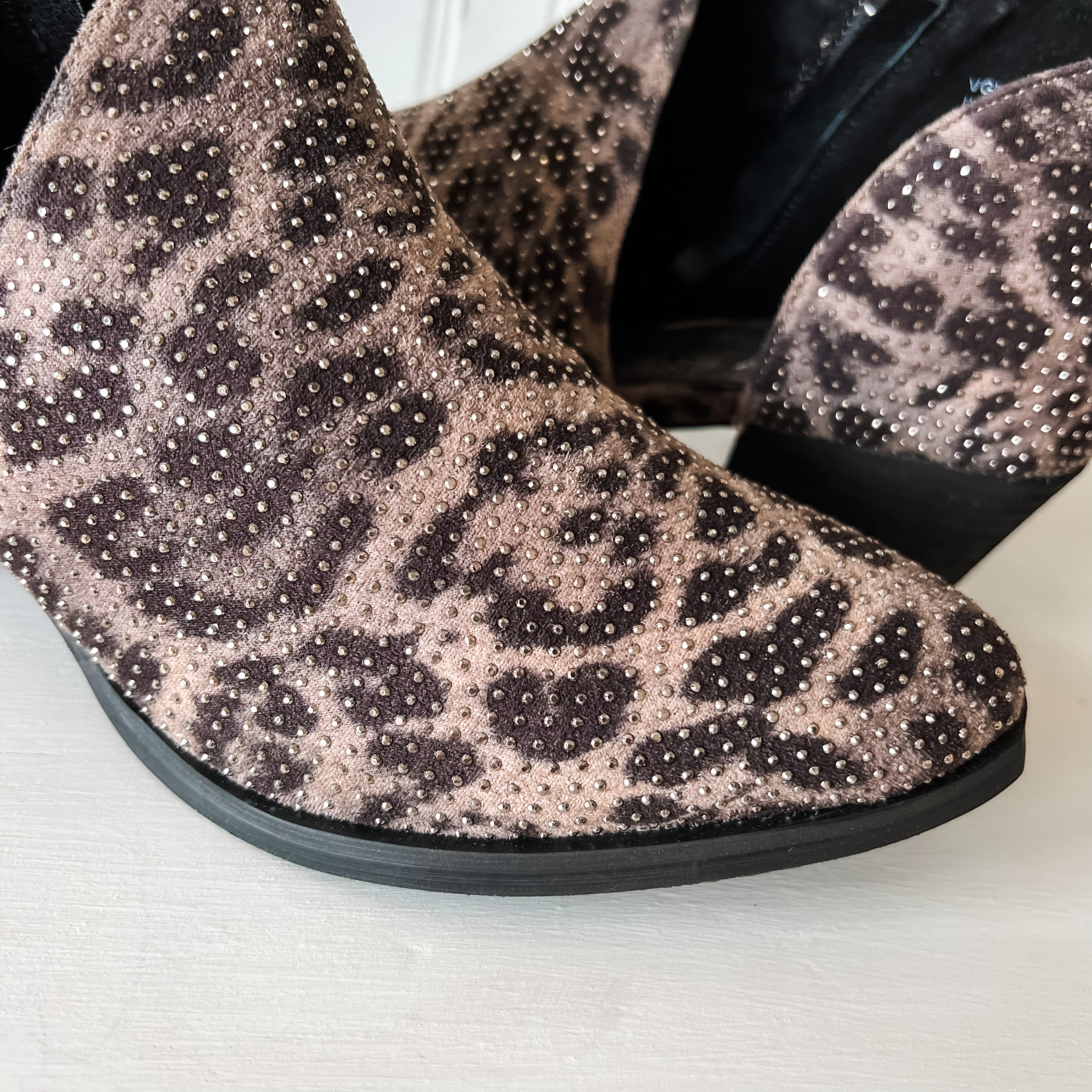 Diva Bootie - Grey Leopard