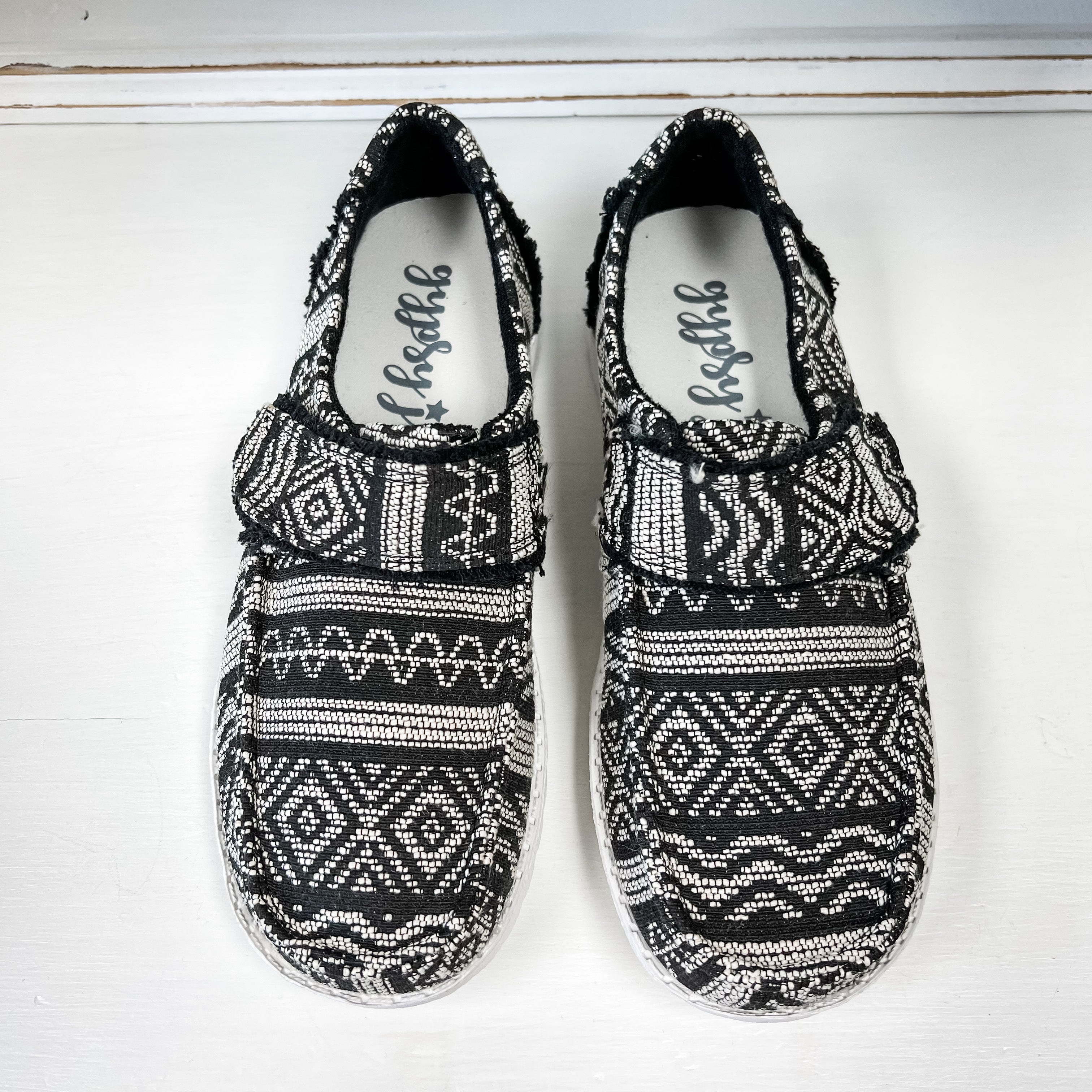 Melody Slip-on Shoe - Black/White