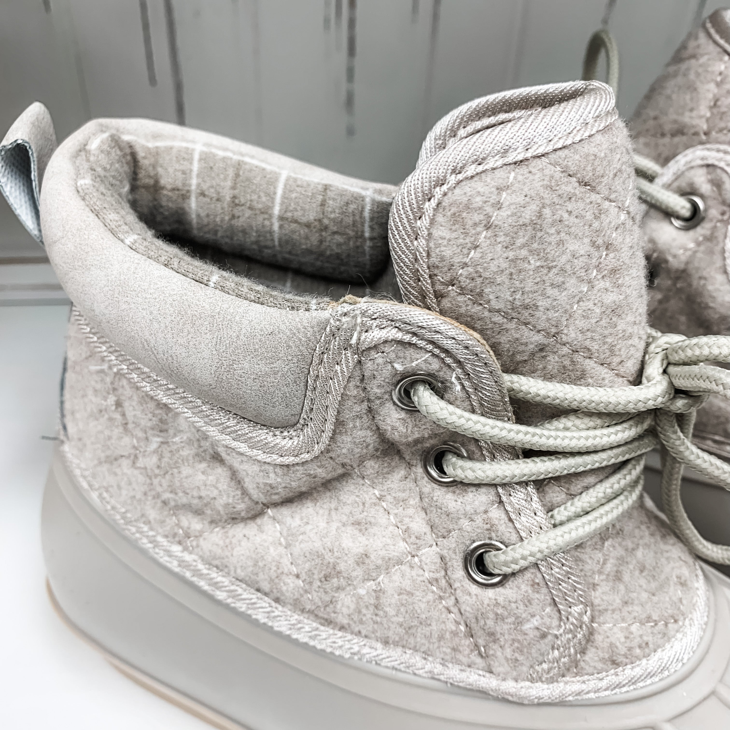 Quack Duck Boot - Cream