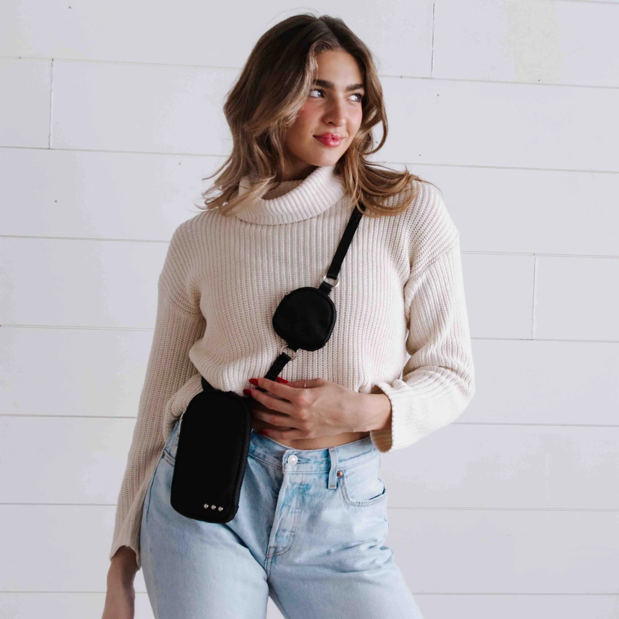 Nessa Nylon Crossbody Phone Bag - Black