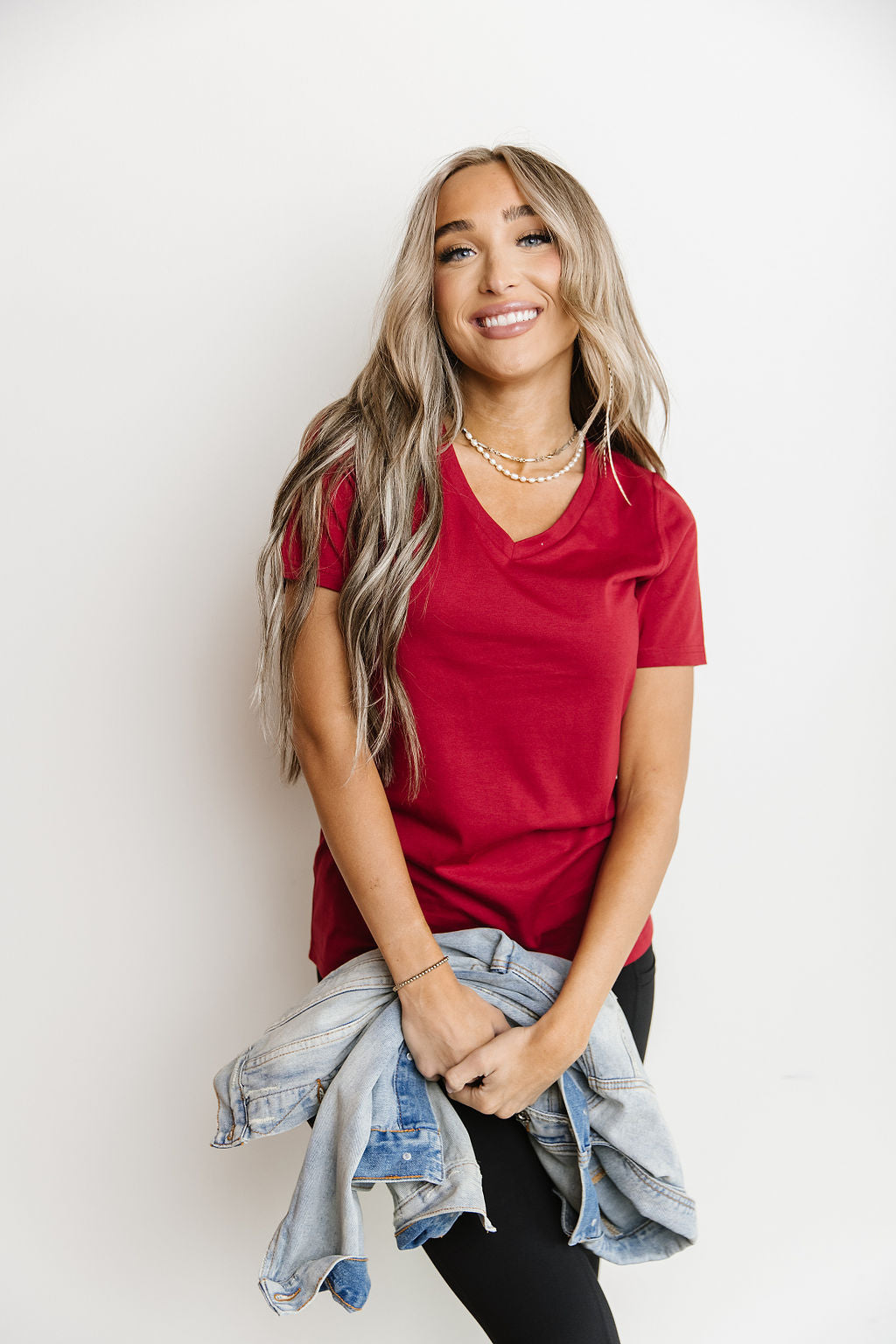 Ampersand Avenue Vneck Lulu Tee - Red