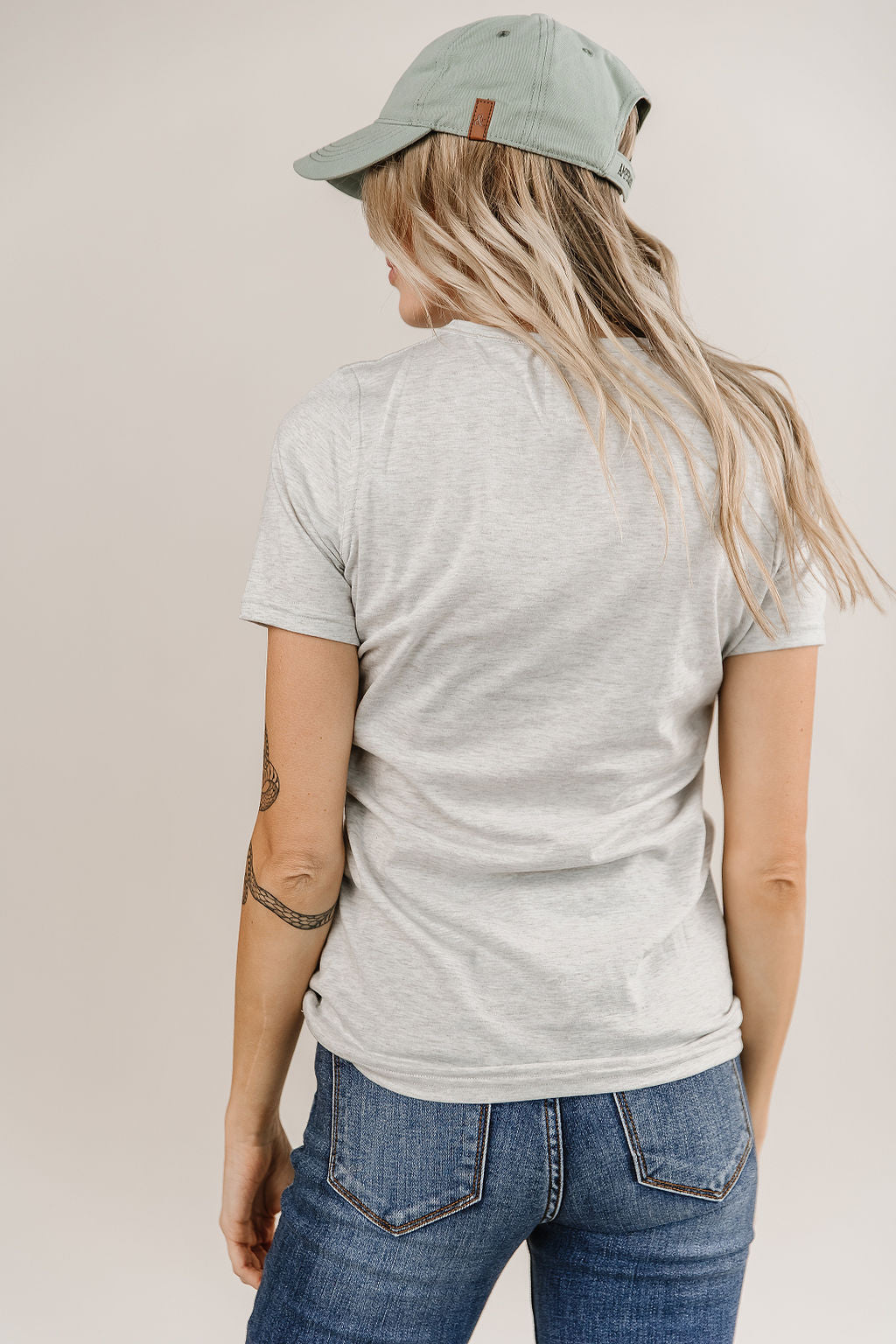 Ampersand Avenue Crew Neck Lulu Tee - Grey