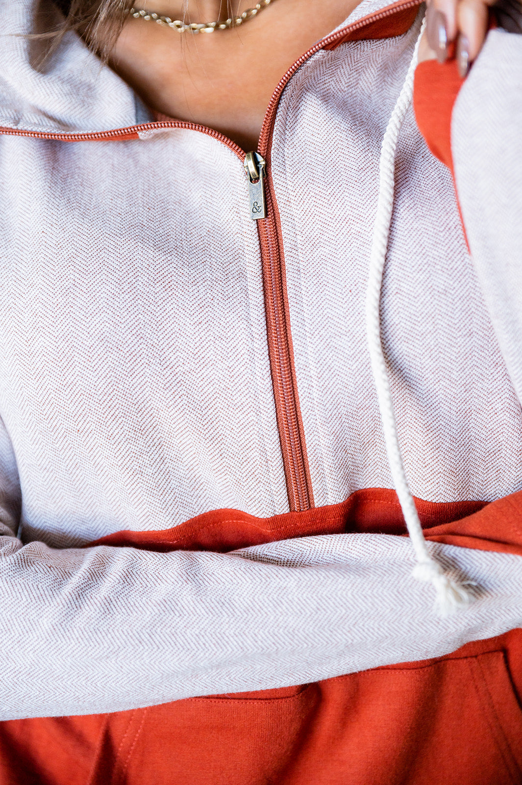 Ampersand Avenue - Halfzip Hoodie The Bright Side
