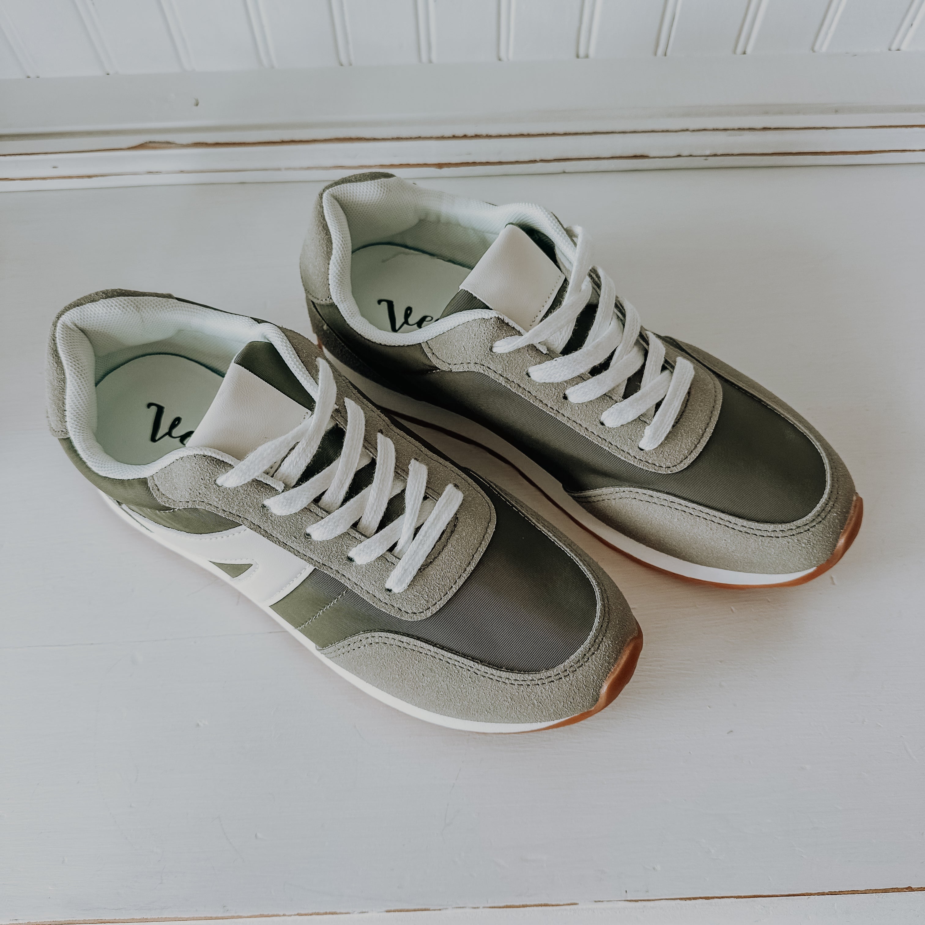 Joel Sneaker - Olive