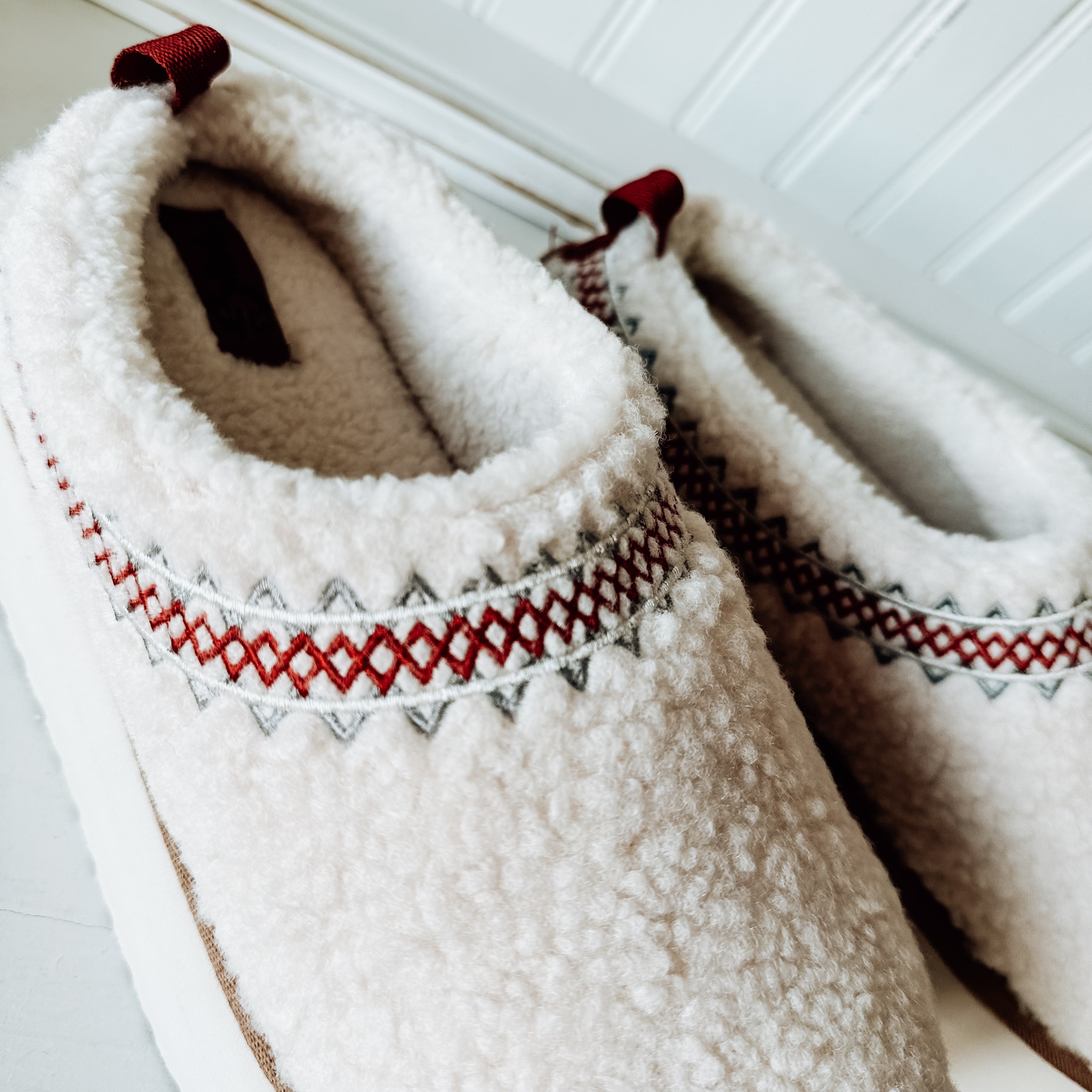 Hug Platform Slipper - Cream
