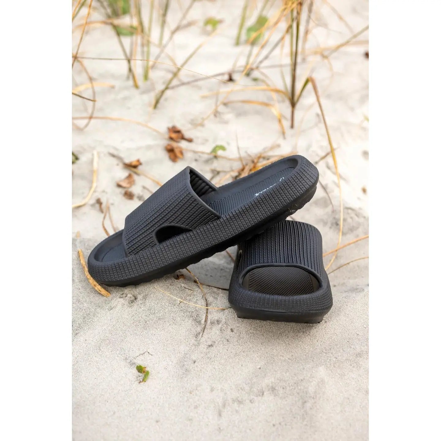 BLACK FRIDAY EXCLUSIVE - Casual Slide - Black