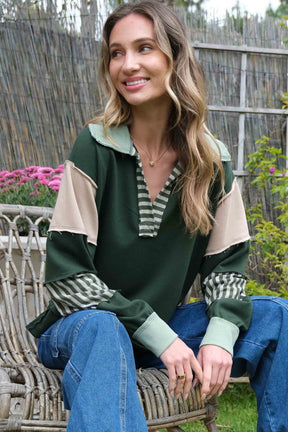 Not Here With Me Pullover - Hunter Green