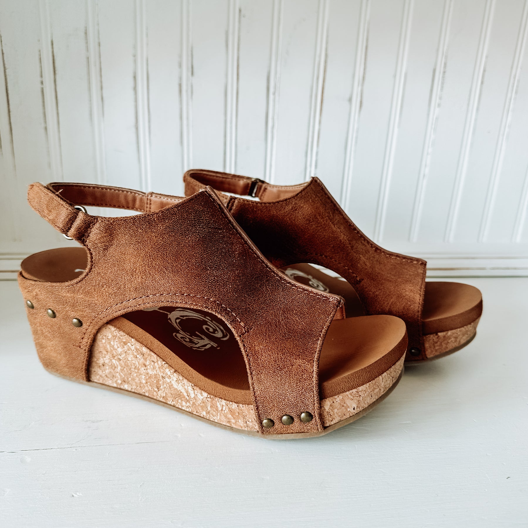 Isabella Wedge Sandal - Tan