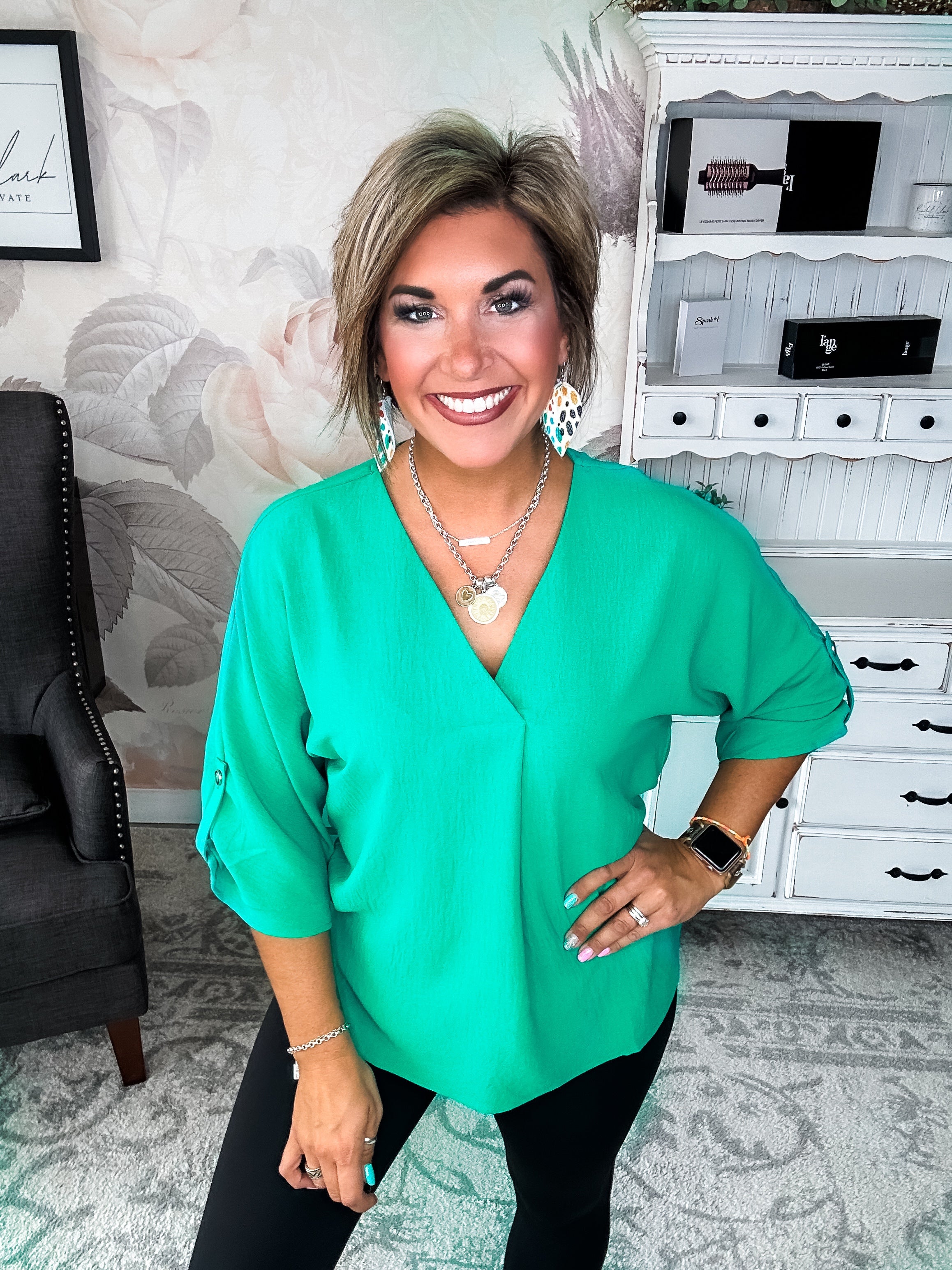 Let Me Work It Blouse - Emerald