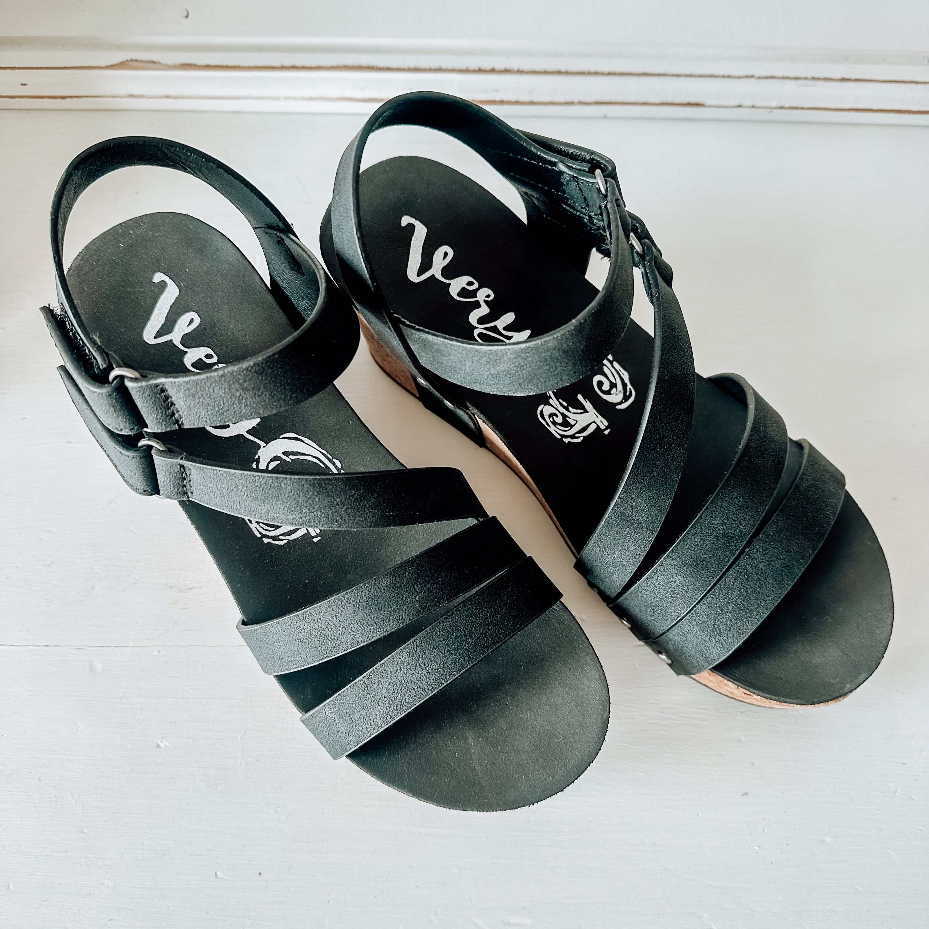 Hariett Wedge Sandal - Black