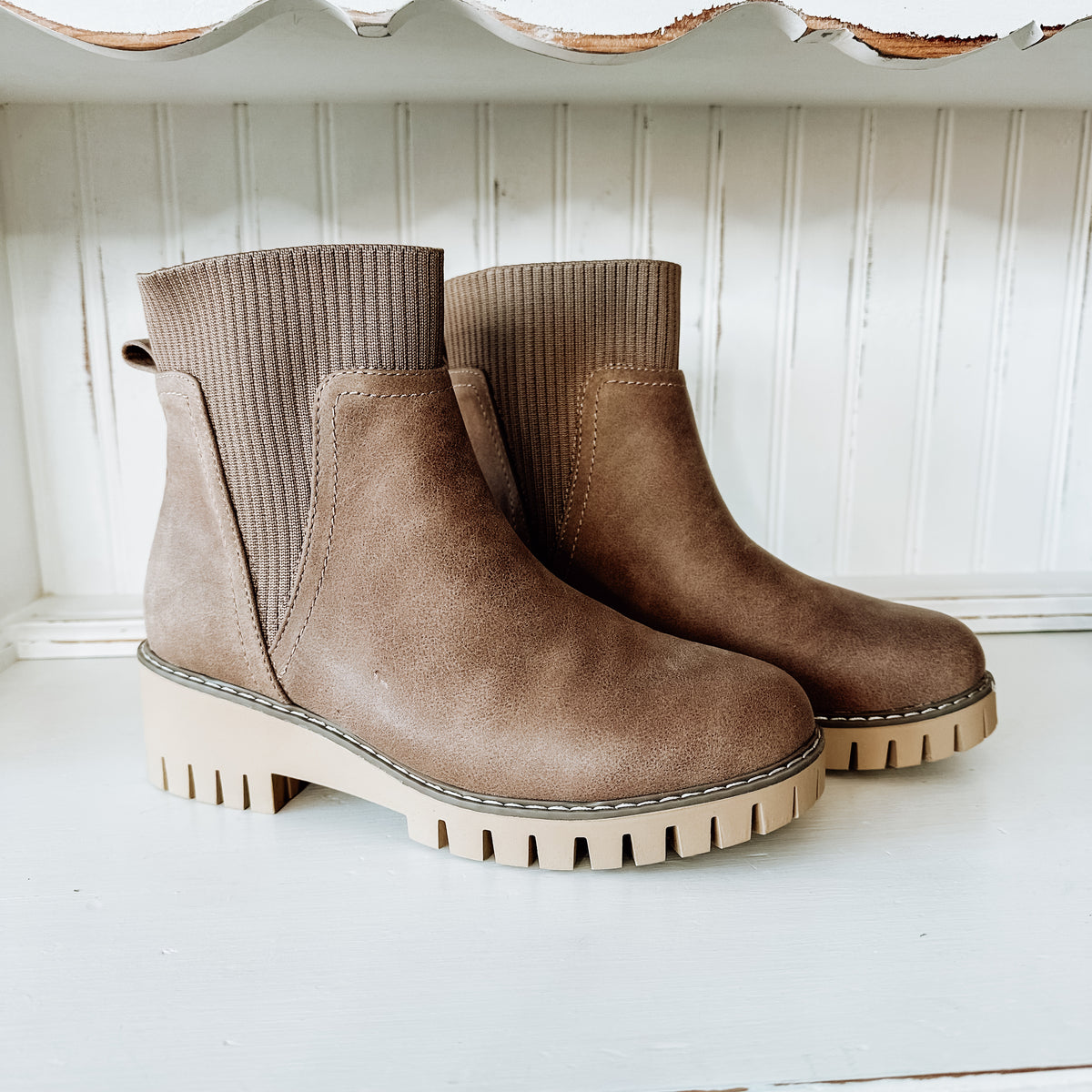 Magnolia Boot - Taupe