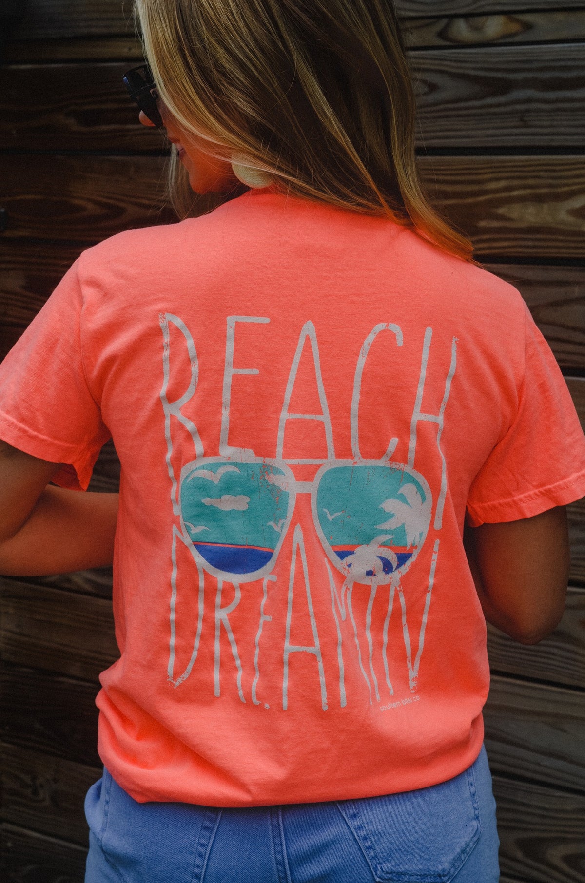 Beach Dreamin' Graphic Tee