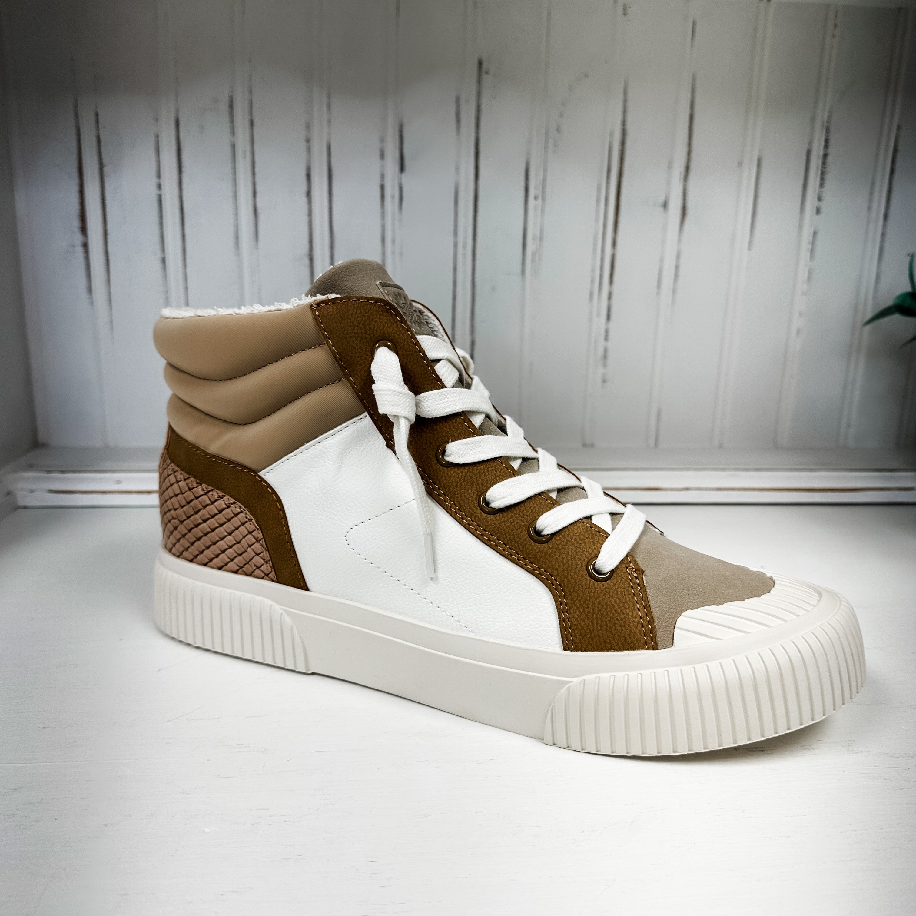 Gaston High-Top Sneaker - Sand