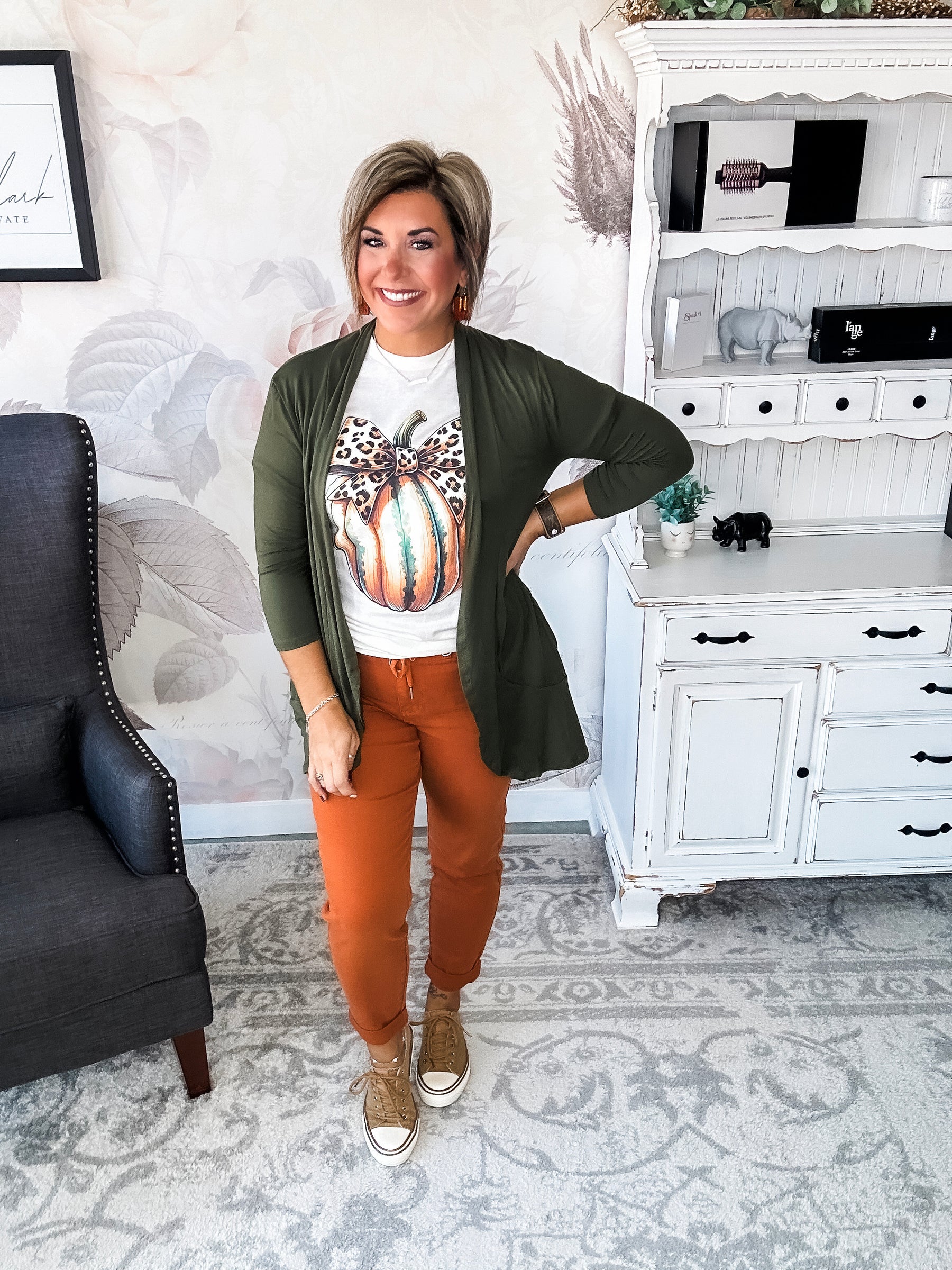 Vintage Leopard Pumpkin Graphic Tee