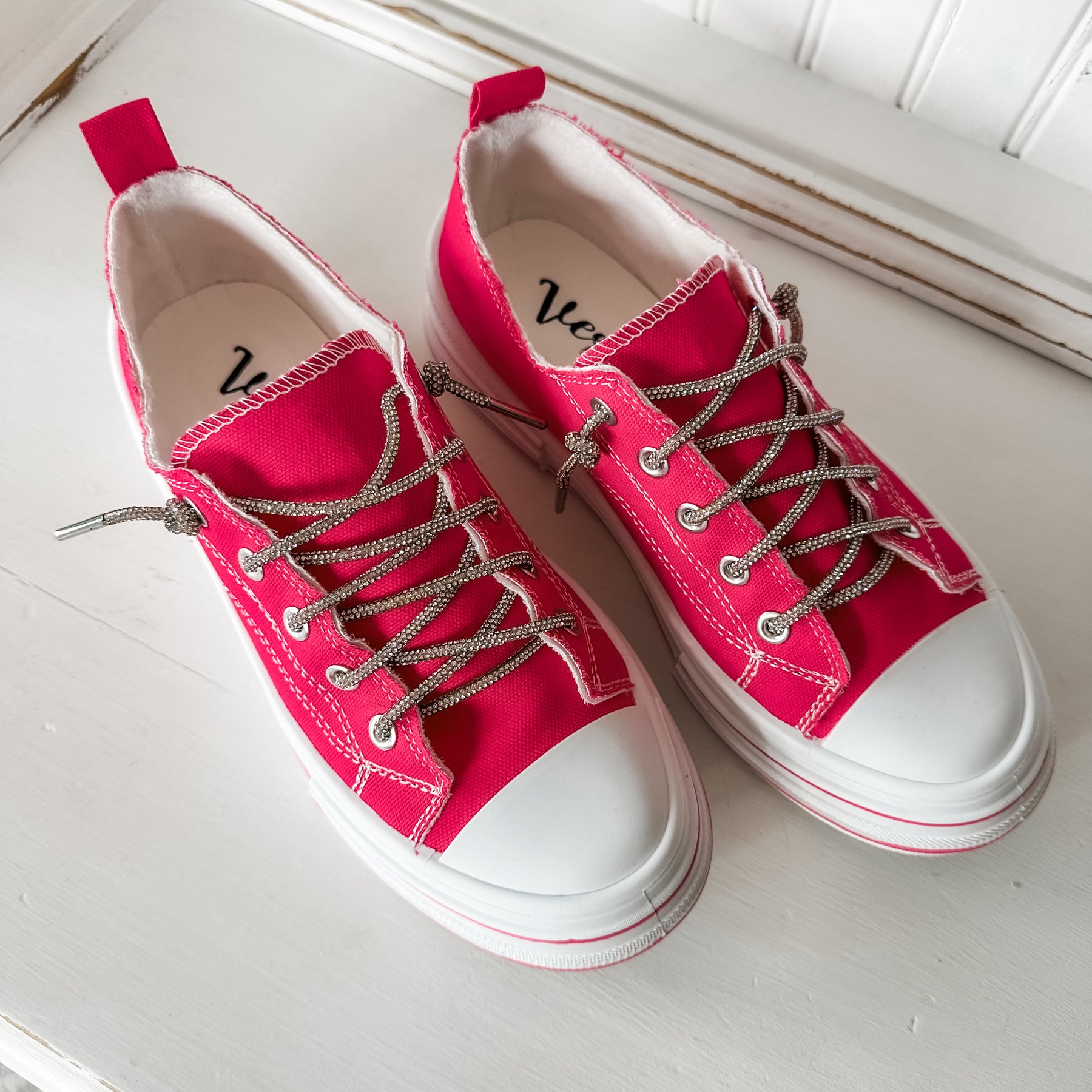 Aman Sneaker - Hot Pink