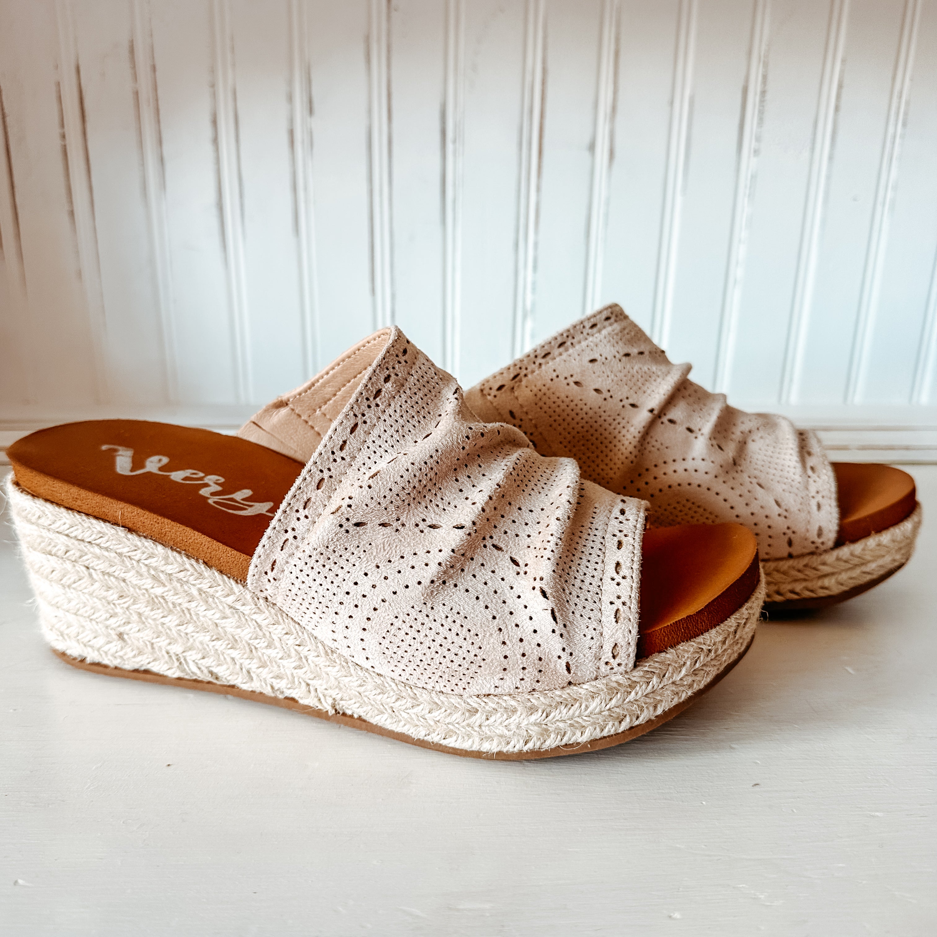 Marie Wedge Sandal - Cream