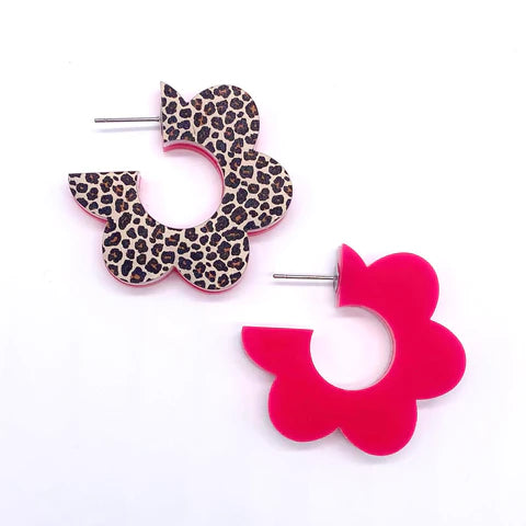 1.5" Flippy Acrylic Hoop Earrings - Leopard & Pink