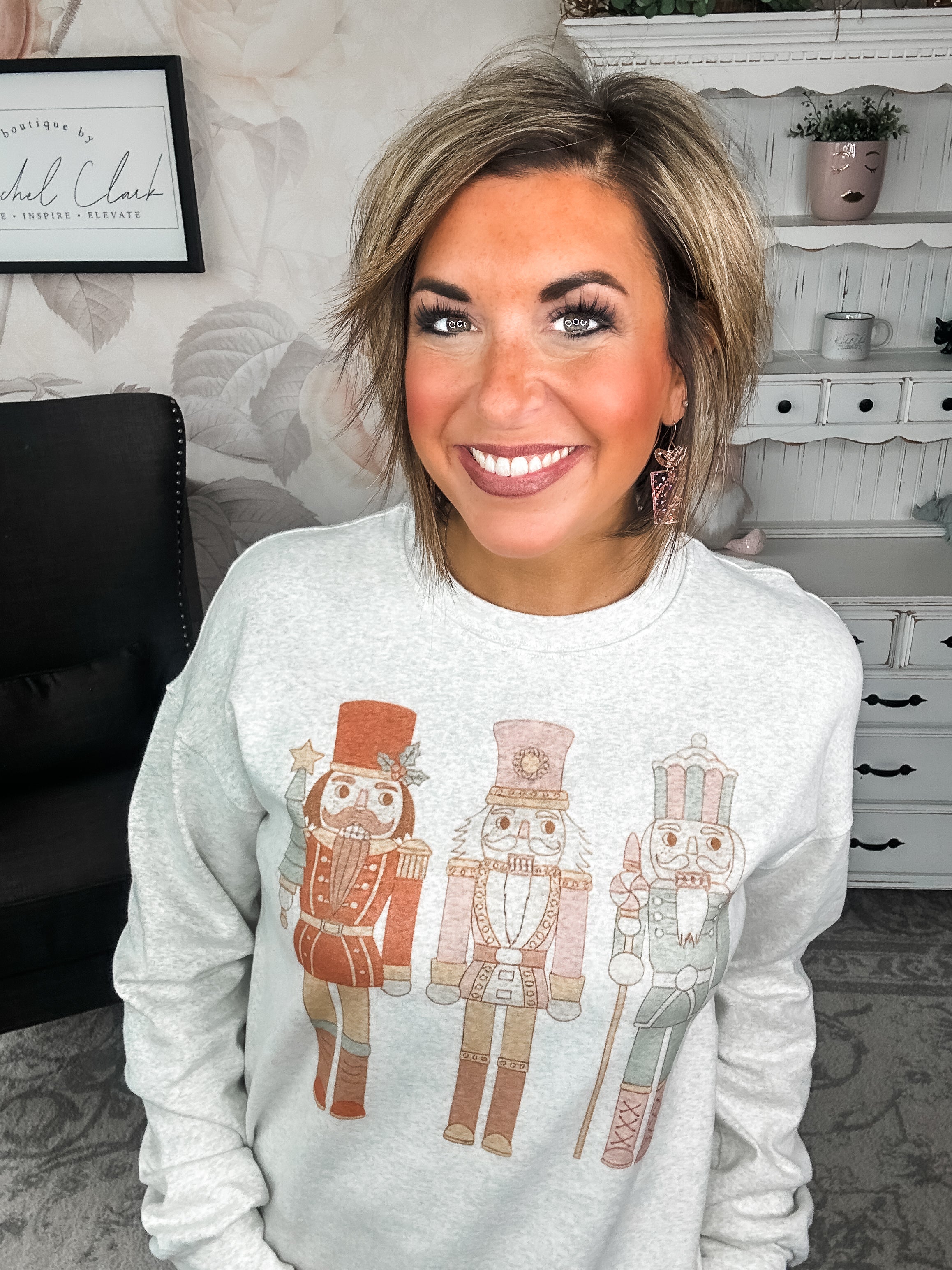 Ampersand Avenue University Pullover - Holly Jolly