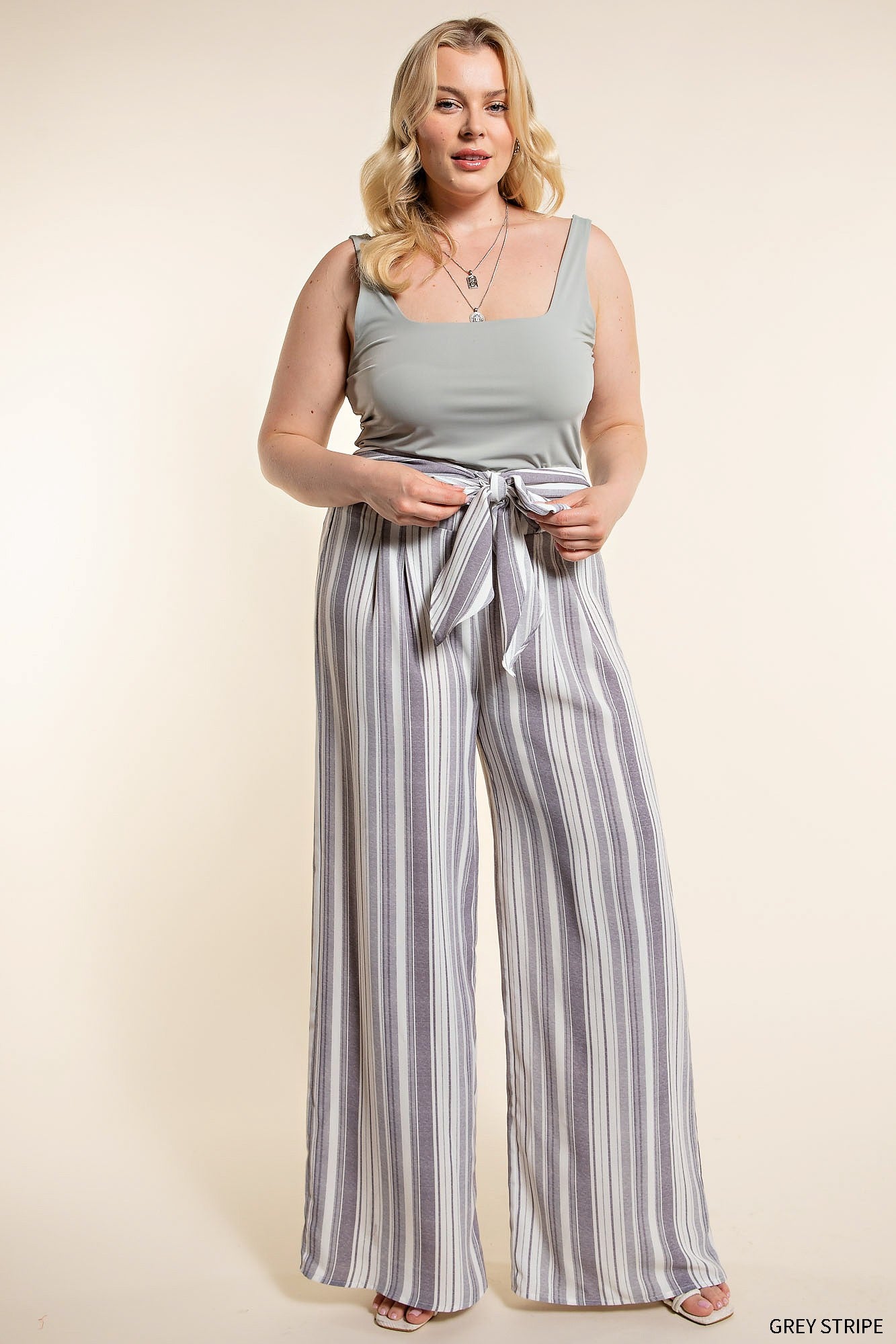 One to Remember Tie Front Pants - Grey