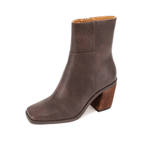 Maora Heeled Boot - Brown