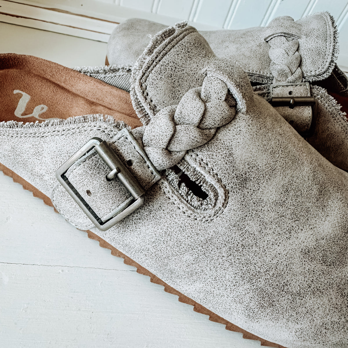 Iris Clog - Grey