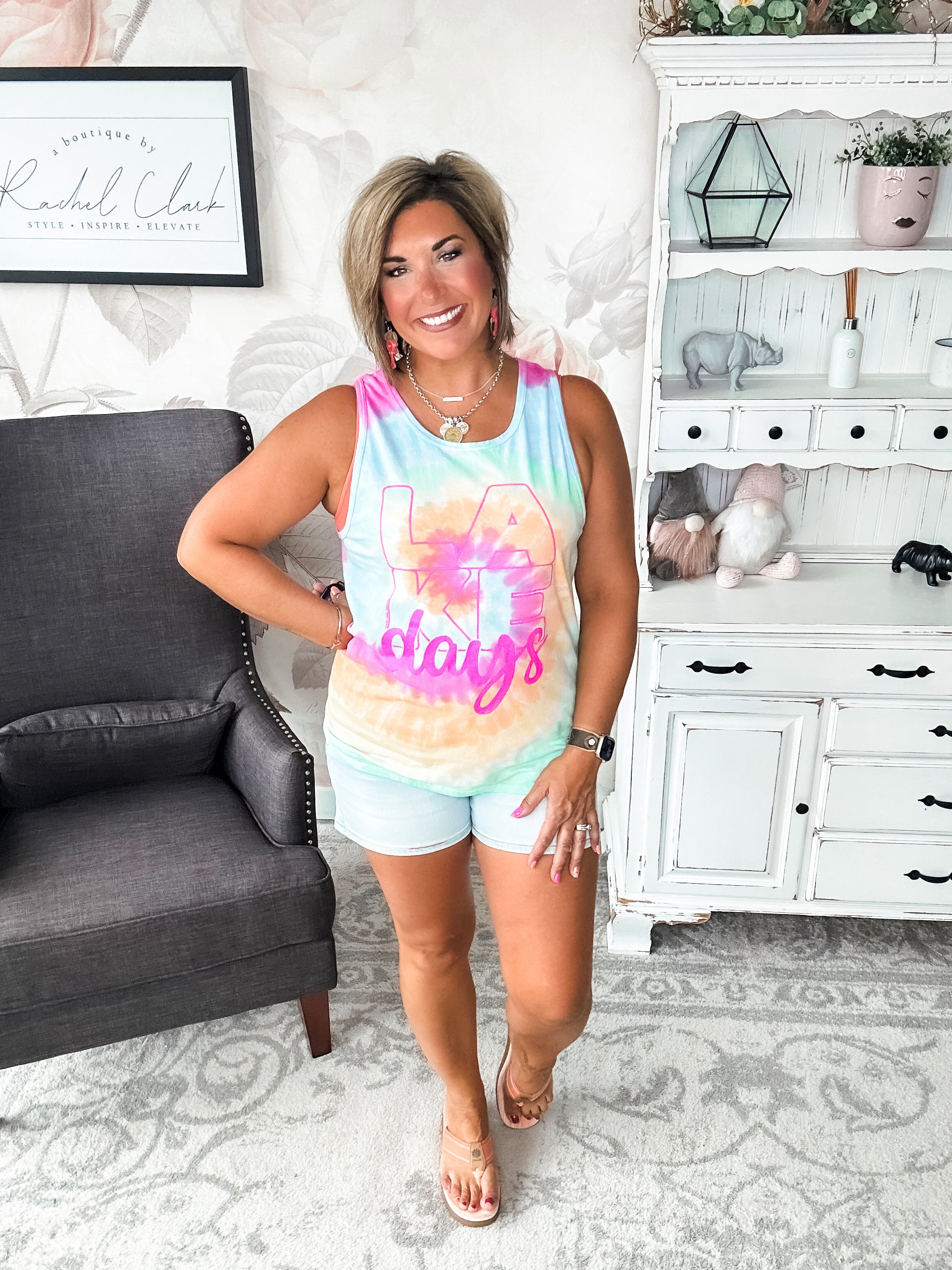 Lake Days Graphic Tank