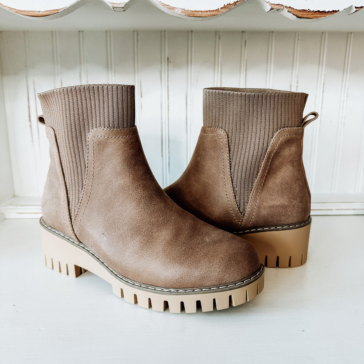 Magnolia Boot - Taupe