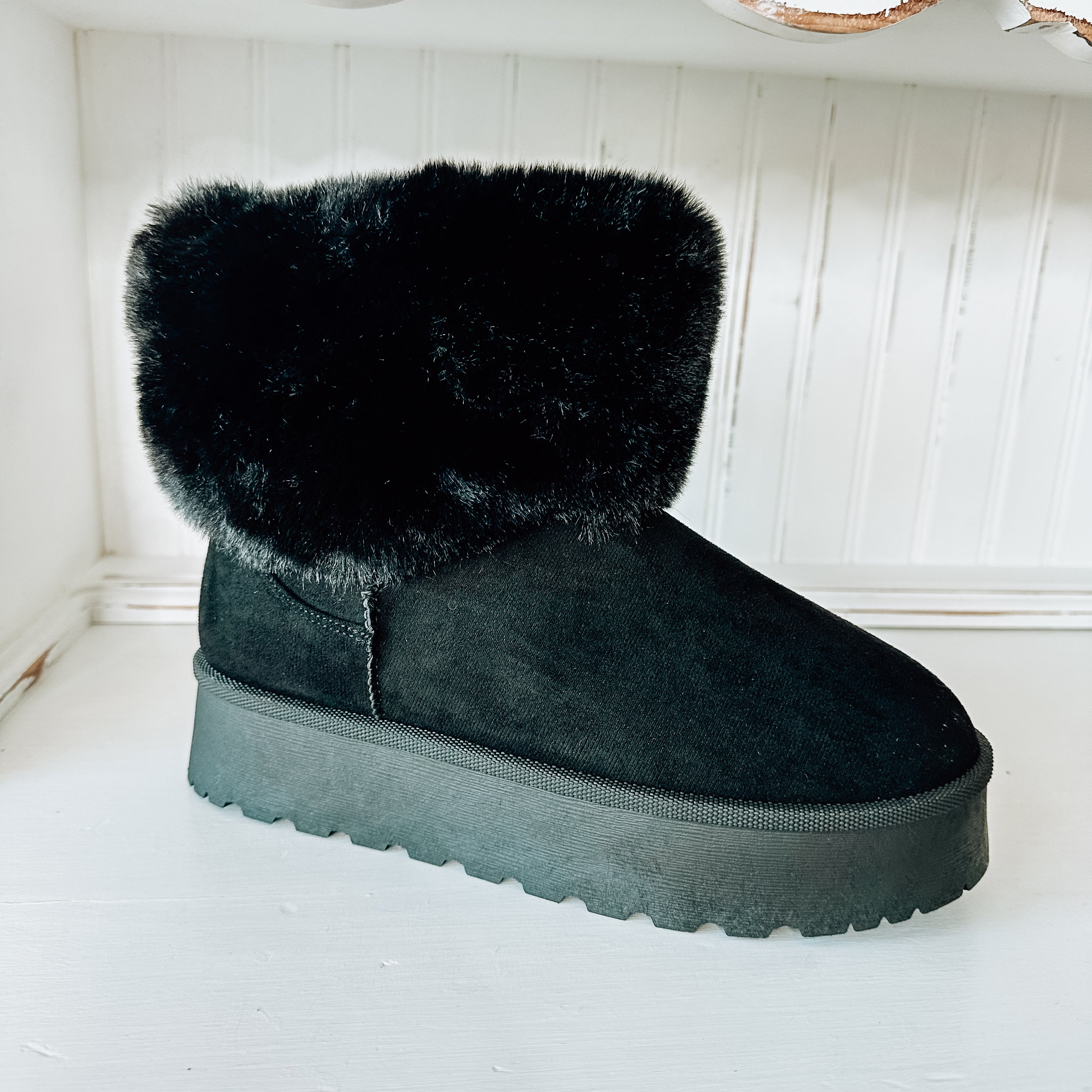 Everlie Suede & Fur Boot - Black