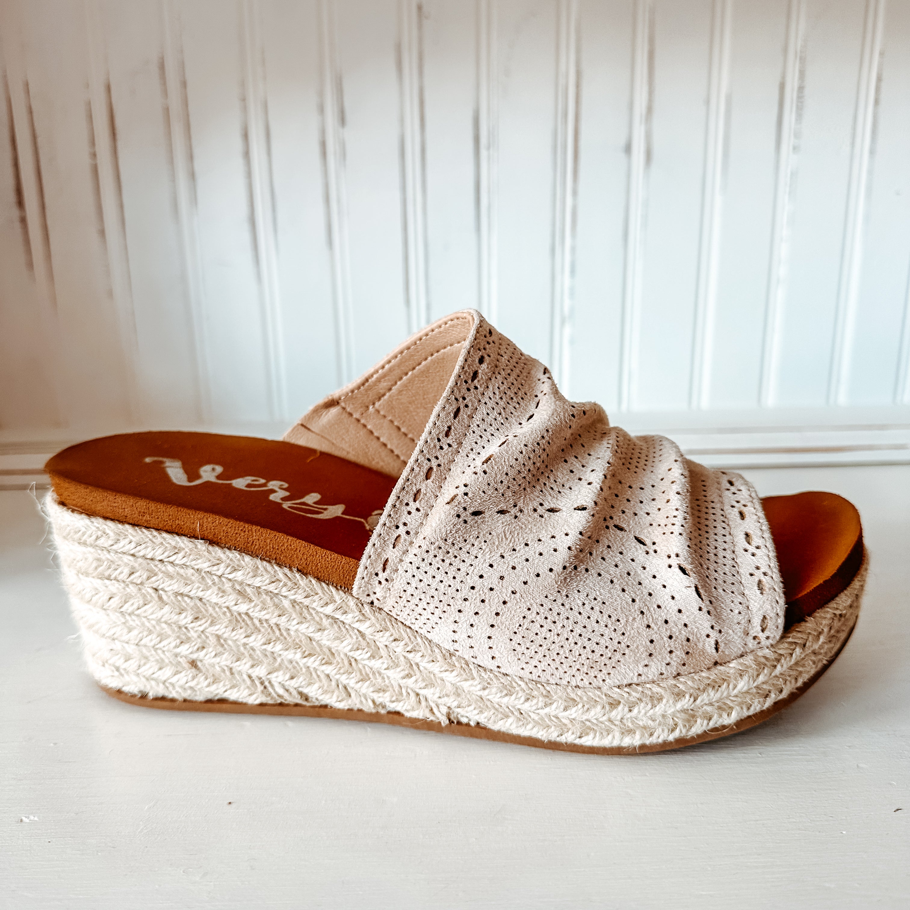 Marie Wedge Sandal - Cream