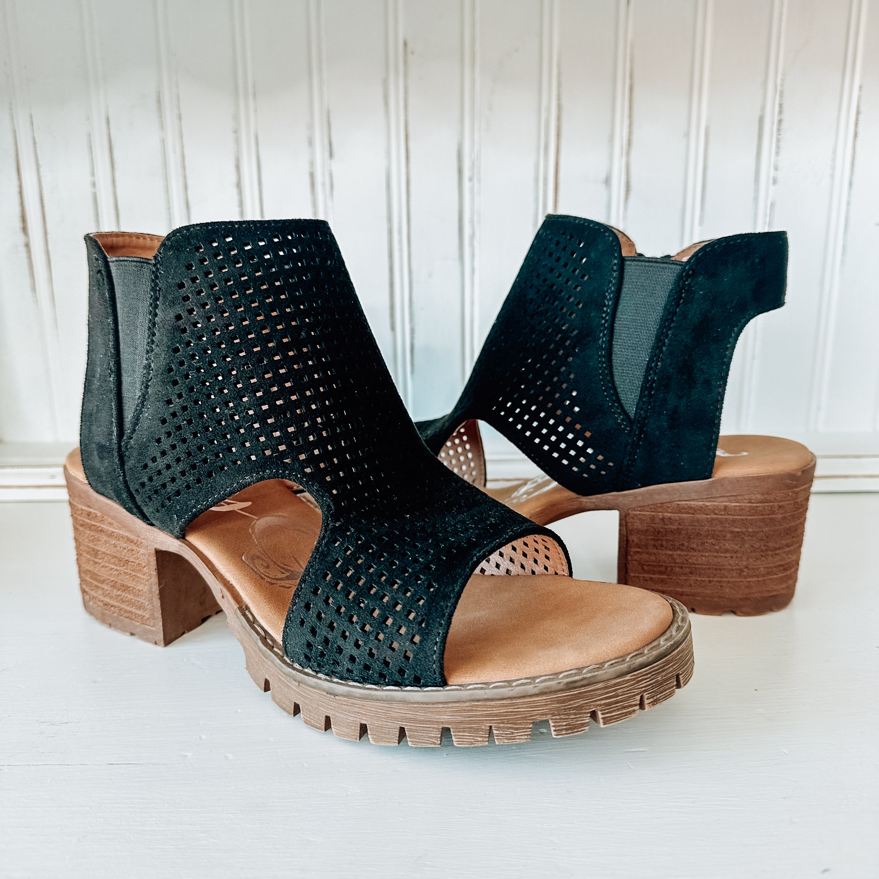 Milsy Block Heel - Black