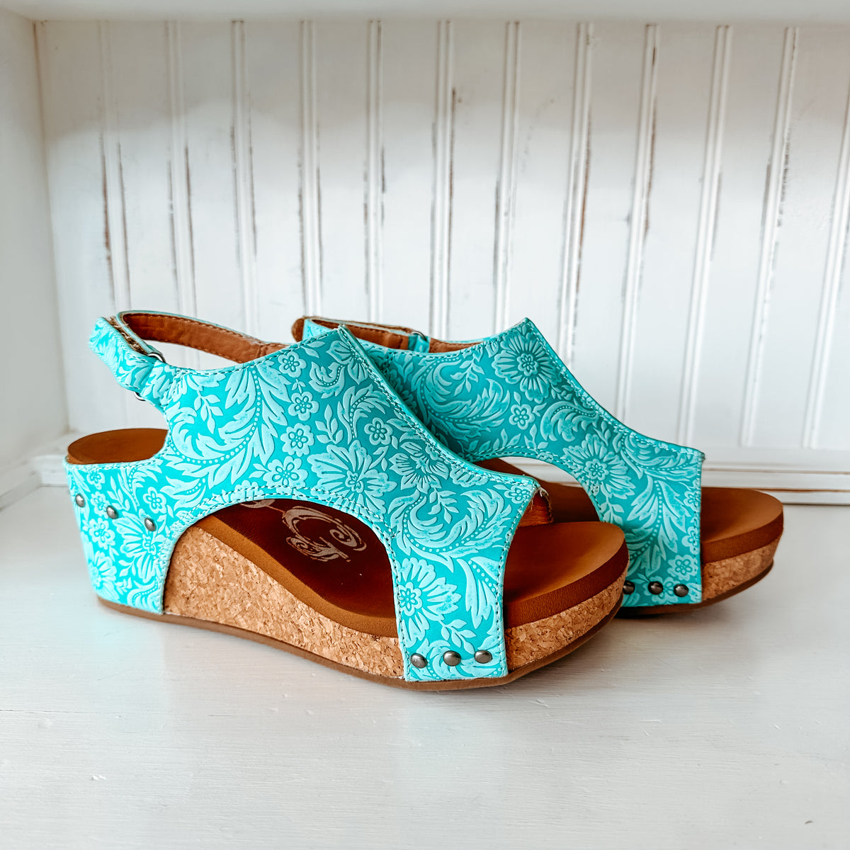 Isabella Tooled Wedge Sandal - Turquoise