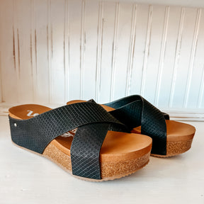 Hero Platform Sandal - Black